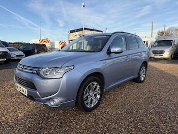 Used Mitsubishi Outlander 2015 for sale - 76867051: Photo