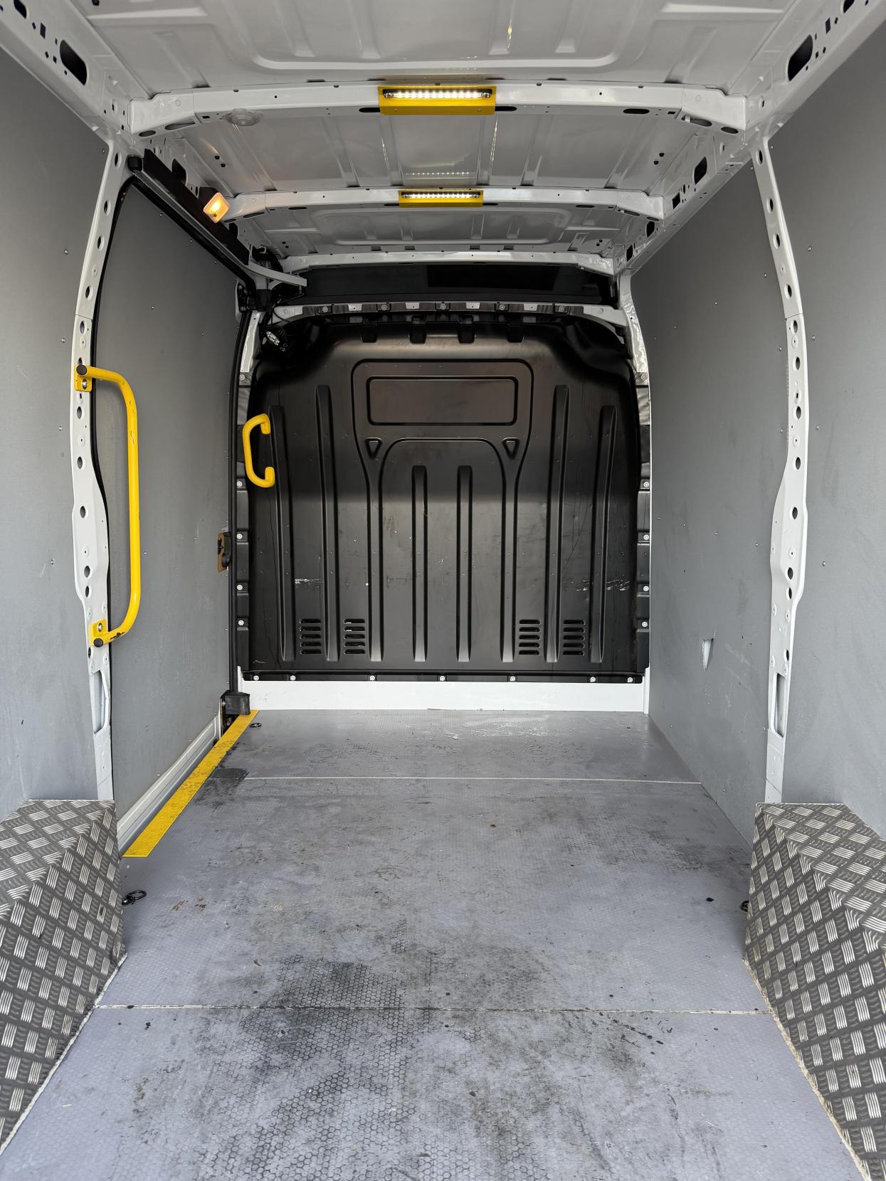 Used Vauxhall Movano 2018 for sale - 77707117: Photo 40