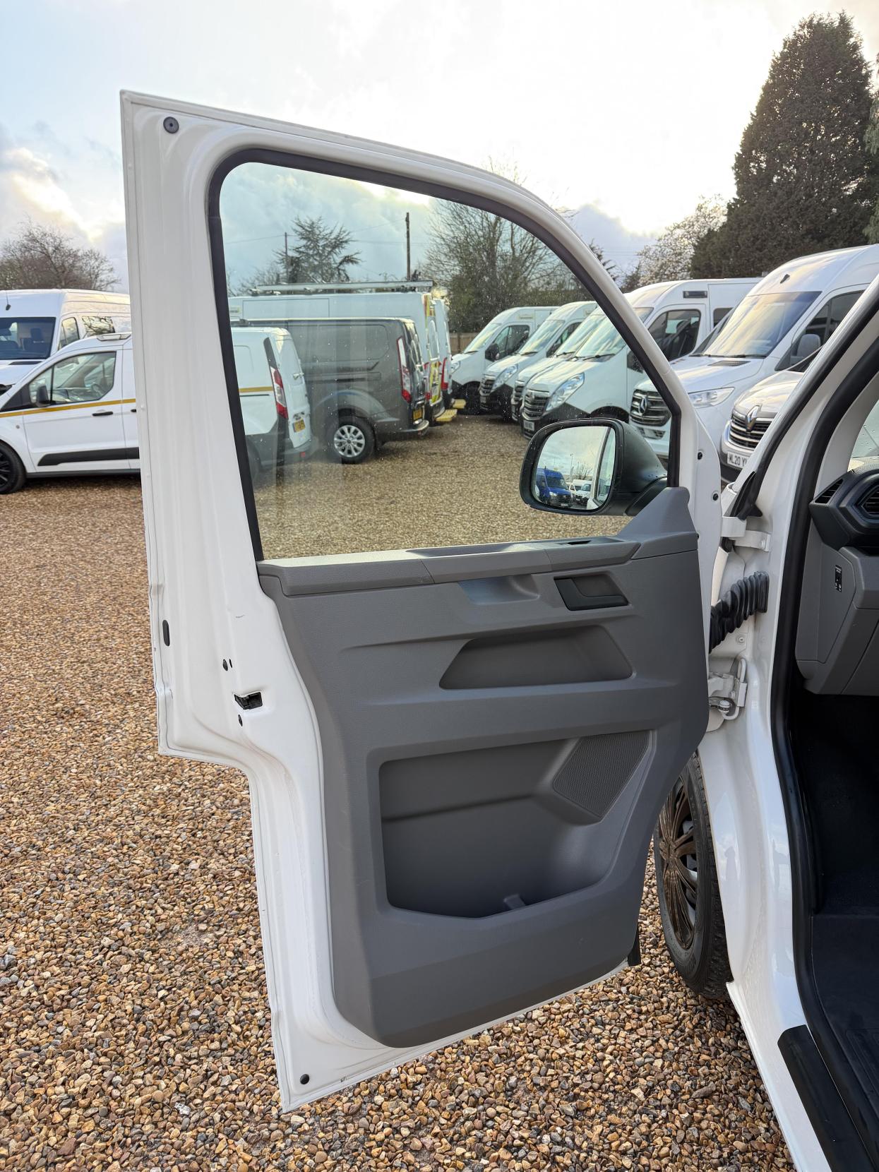 Used Volkswagen Transporter 2021 for sale - 77881458: Photo 14