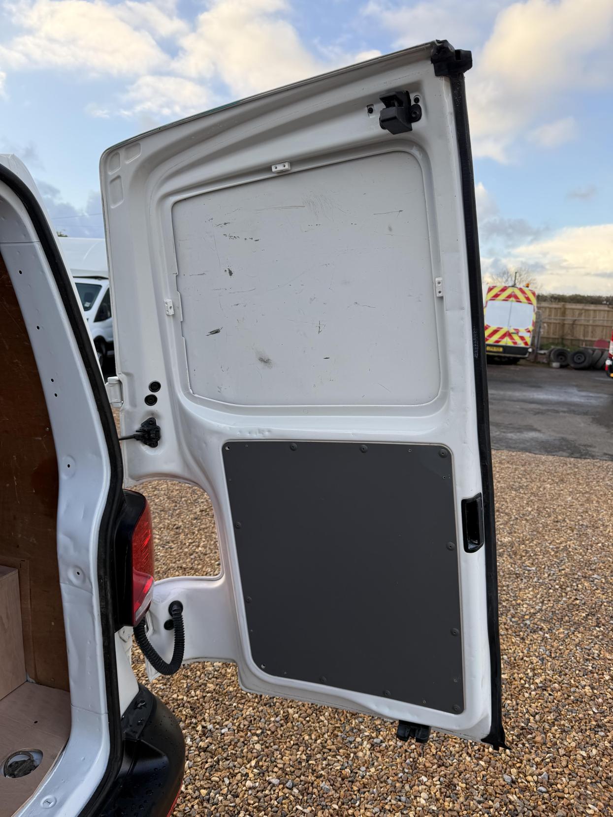 Used Volkswagen Transporter 2021 for sale - 77881458: Photo 37