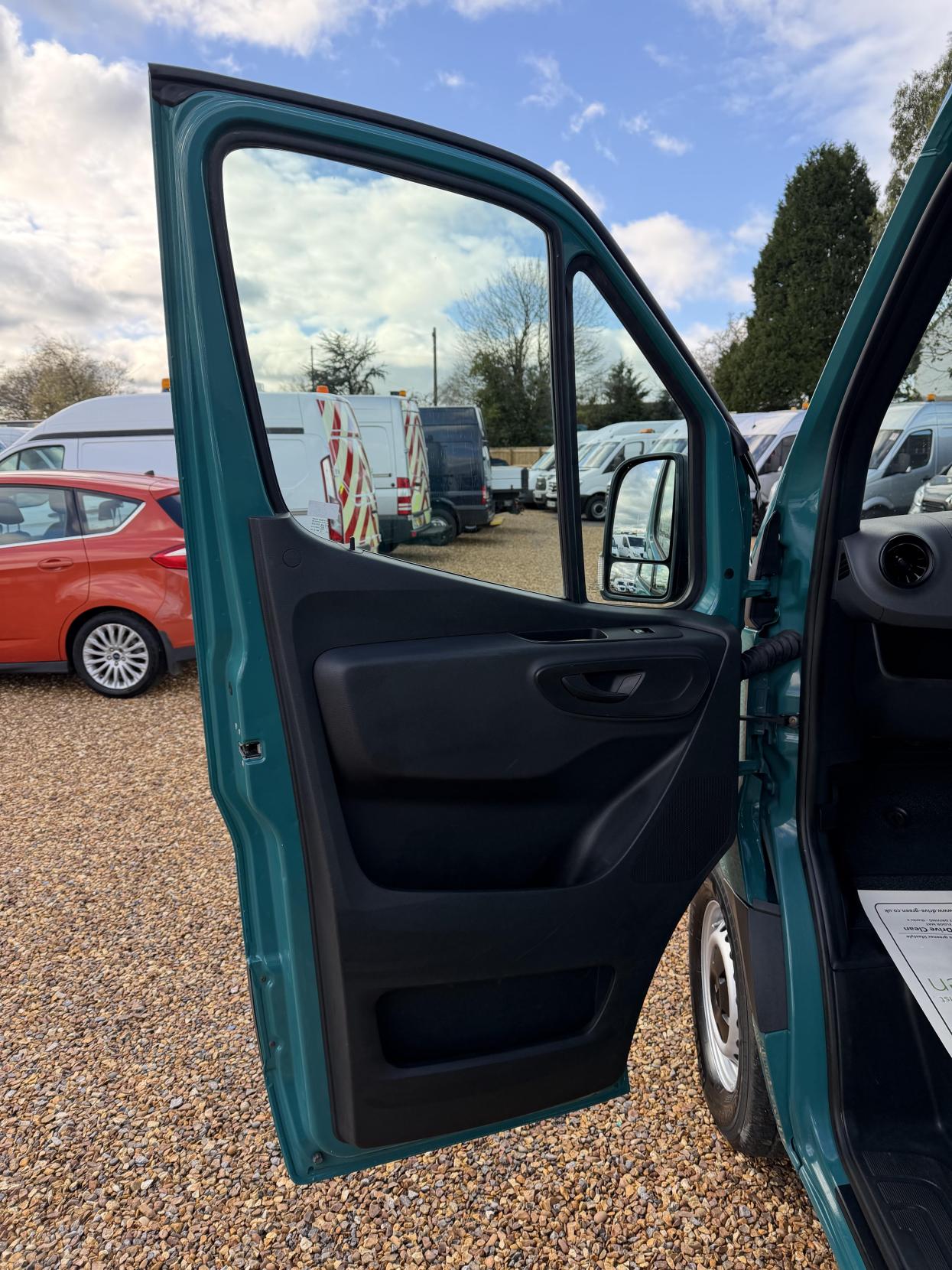 Used Mercedes-Benz Sprinter 2019 for sale - 76627561: Photo 16