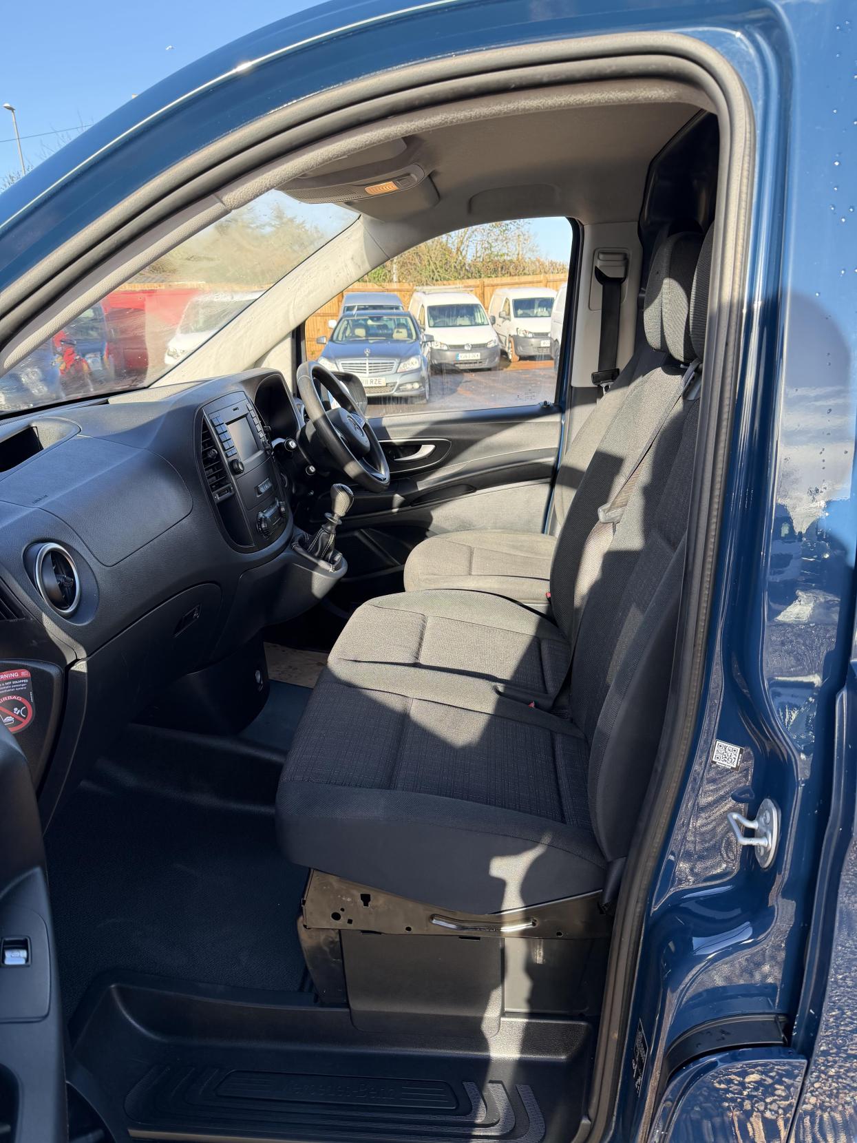 Used Mercedes-Benz Vito 2018 for sale - 76671038: Photo 14