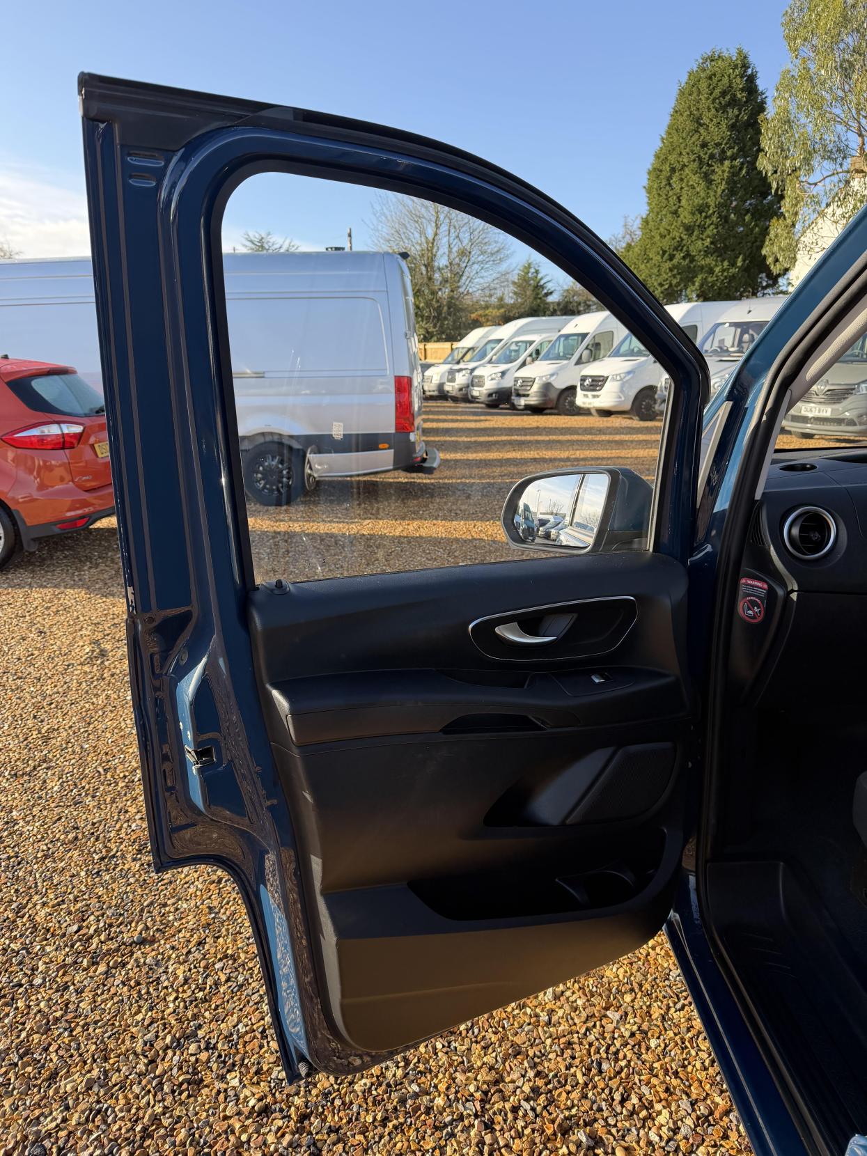 Used Mercedes-Benz Vito 2018 for sale - 76671038: Photo 16