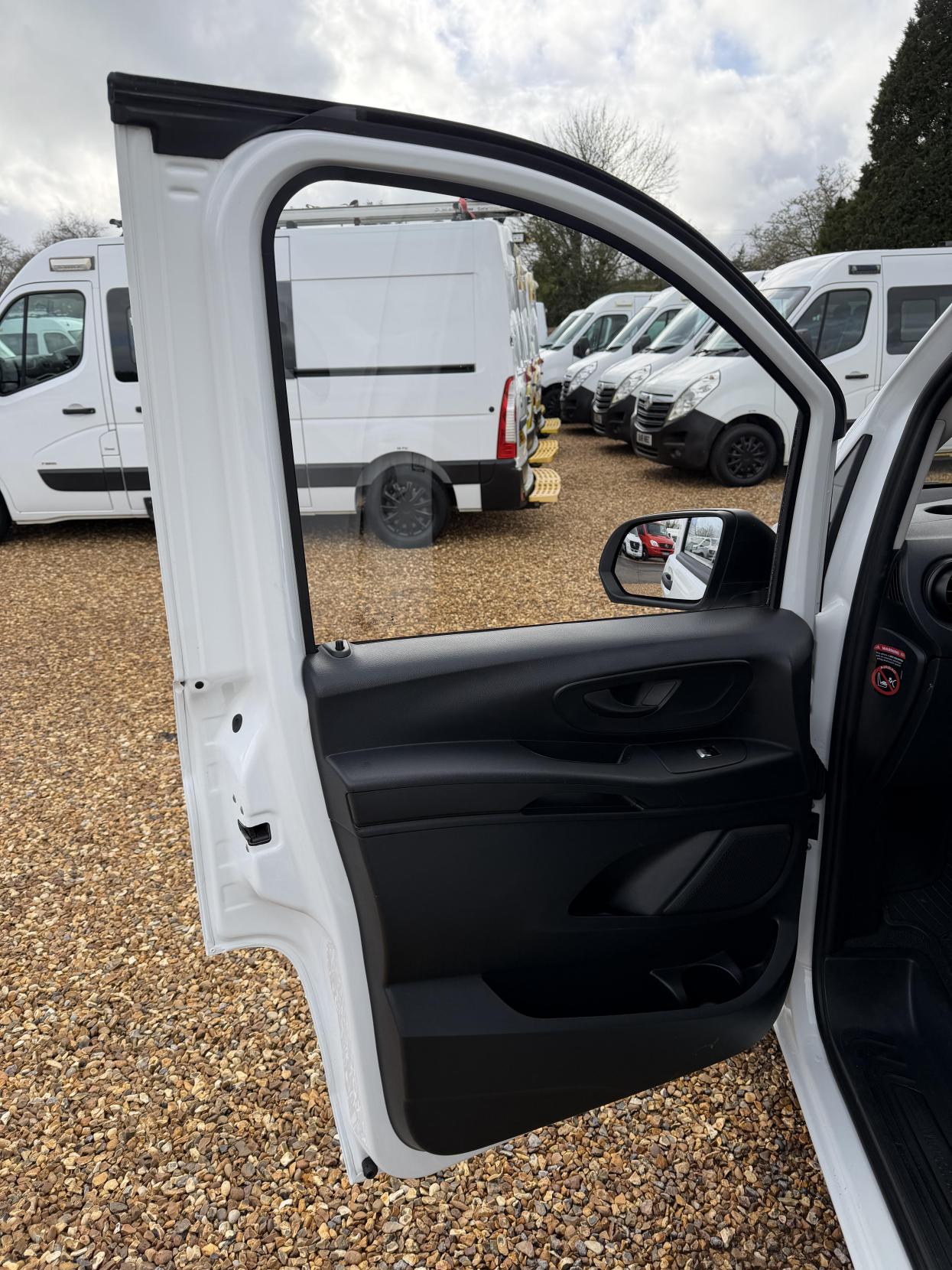 Used Mercedes-Benz Vito 2019 for sale - 77709201: Photo 14