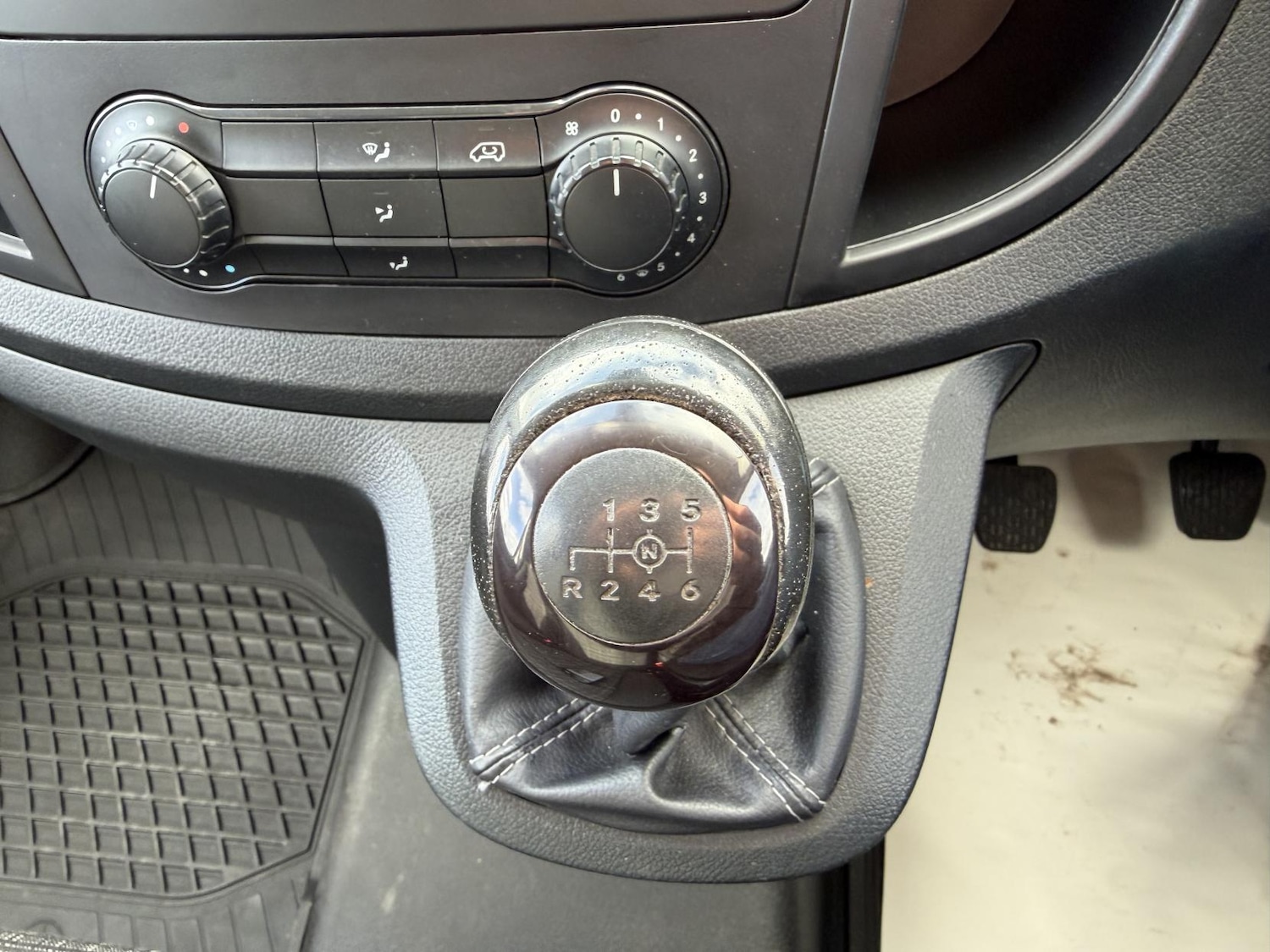 Used Mercedes-Benz Vito 2019 for sale - 77709201: Photo 28