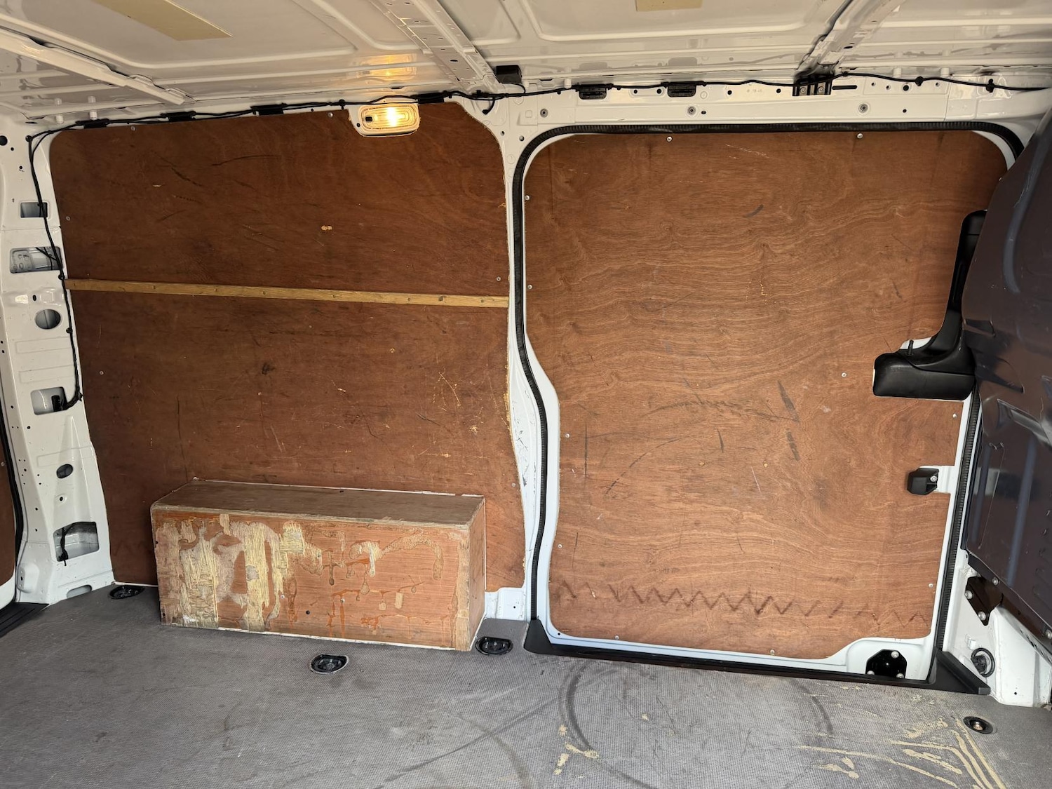 Used Mercedes-Benz Vito 2019 for sale - 77709201: Photo 32