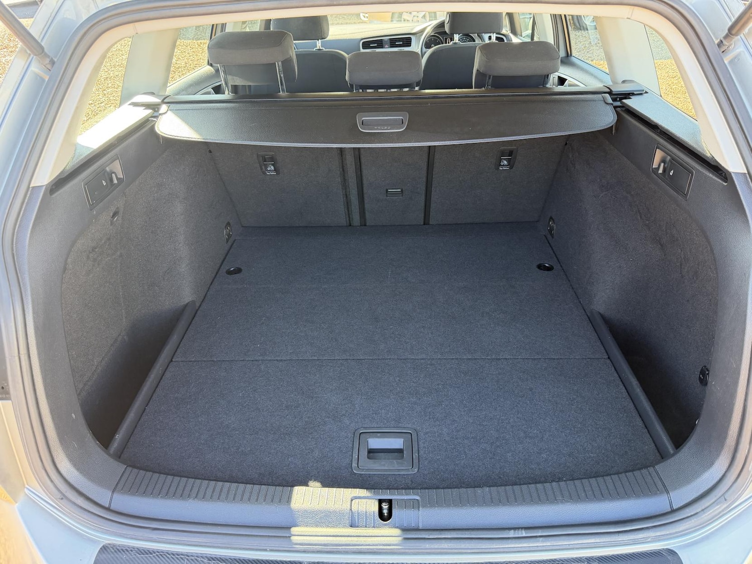 Used Volkswagen Golf 2014 for sale - 77938600: Photo 37