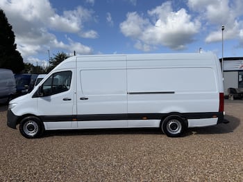 Mercedes-Benz Sprinter feature image