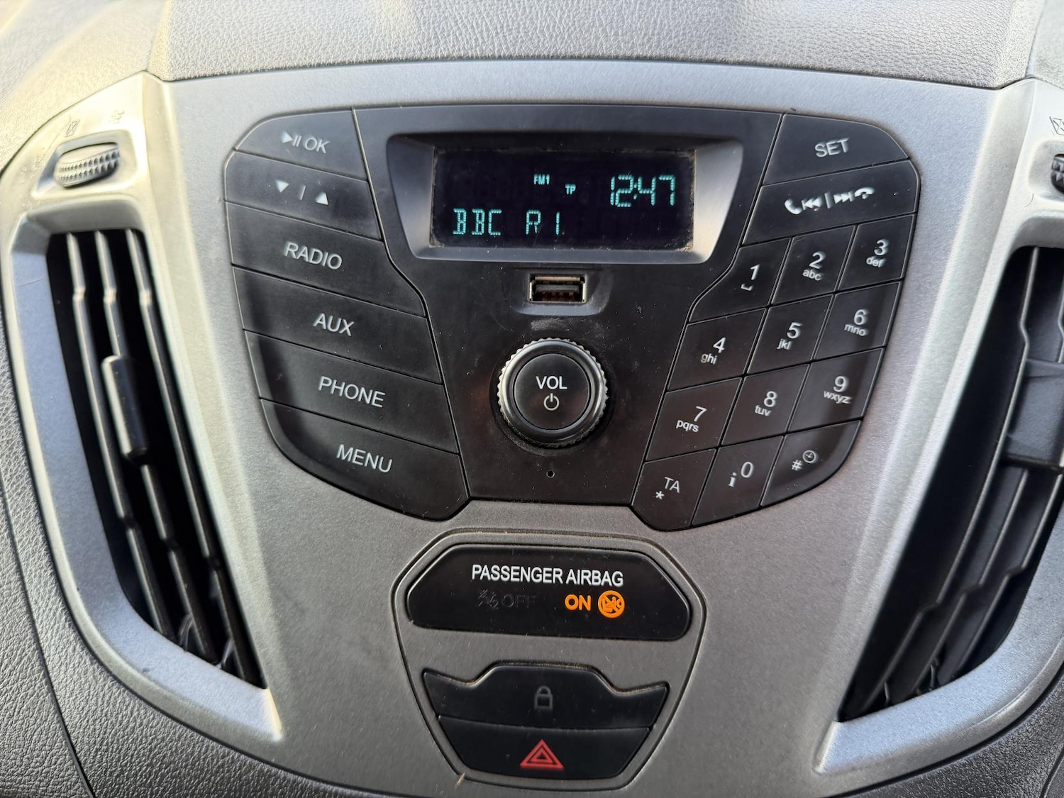 Used Ford Transit Custom 2015 for sale - 76671036: Photo 27