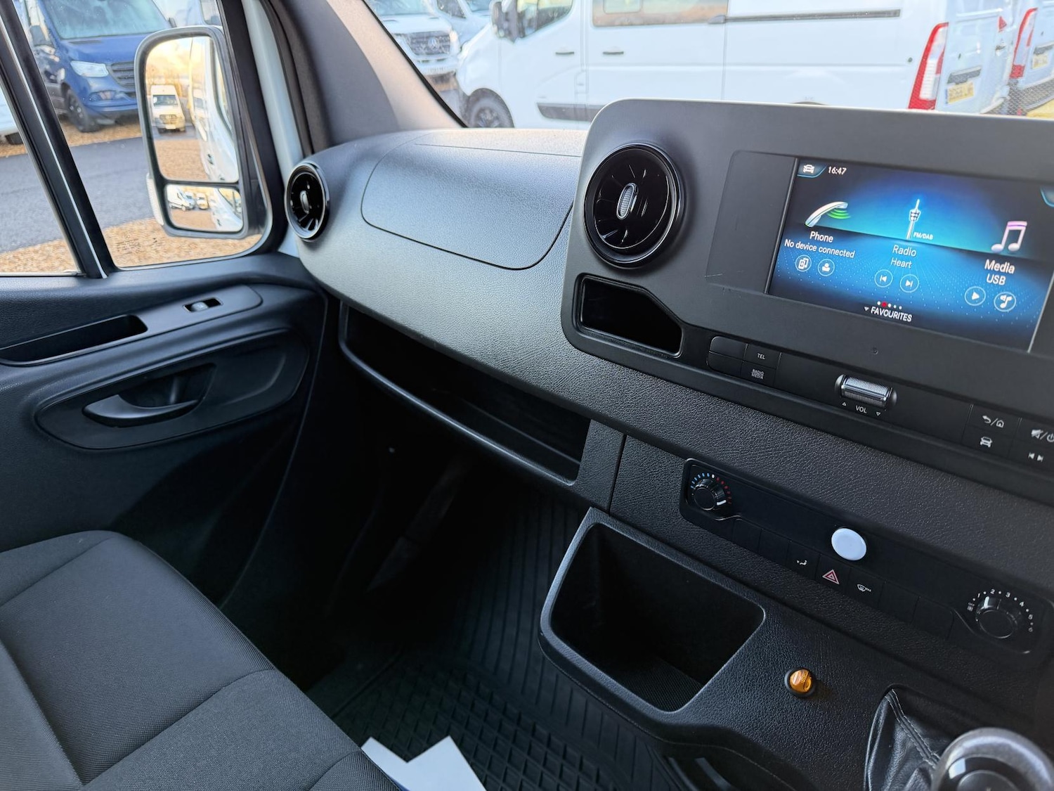 Used Mercedes-Benz Sprinter 2020 for sale - 77242017: Photo 25