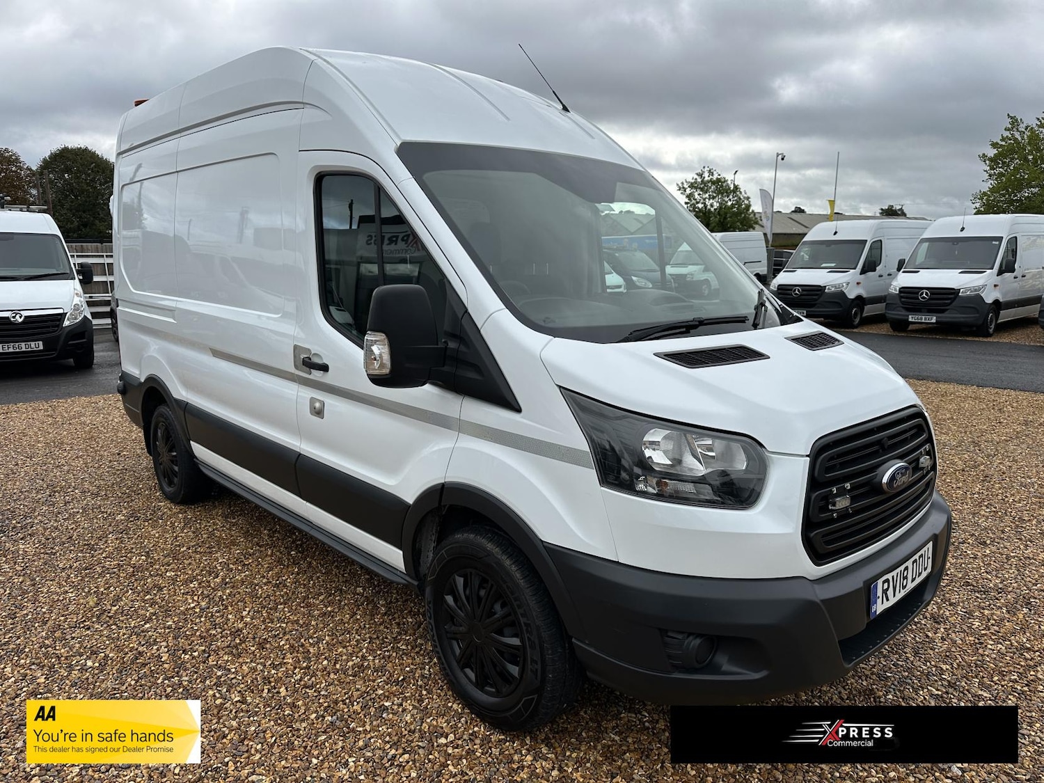 Used Ford Transit 2018 for sale - 75989729: Photo 1