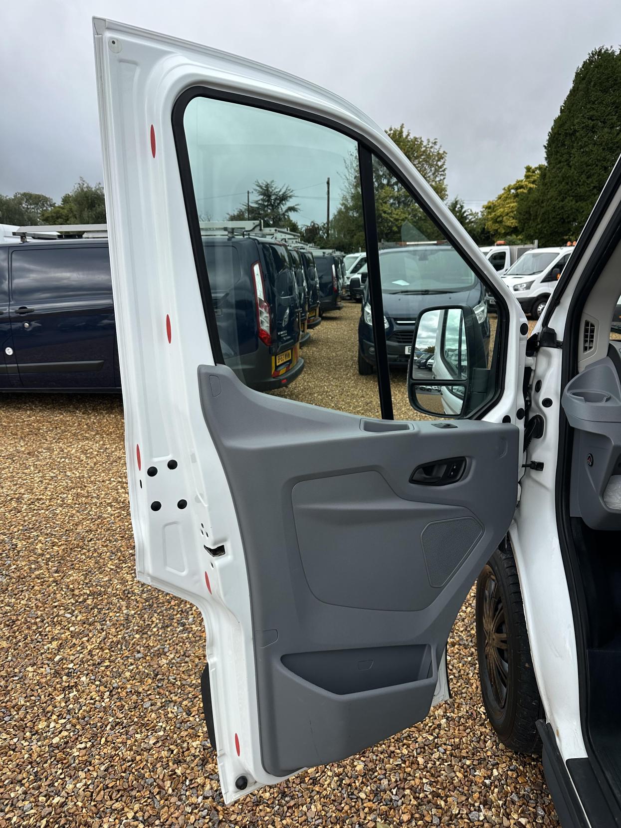 Used Ford Transit 2018 for sale - 75989729: Photo 12