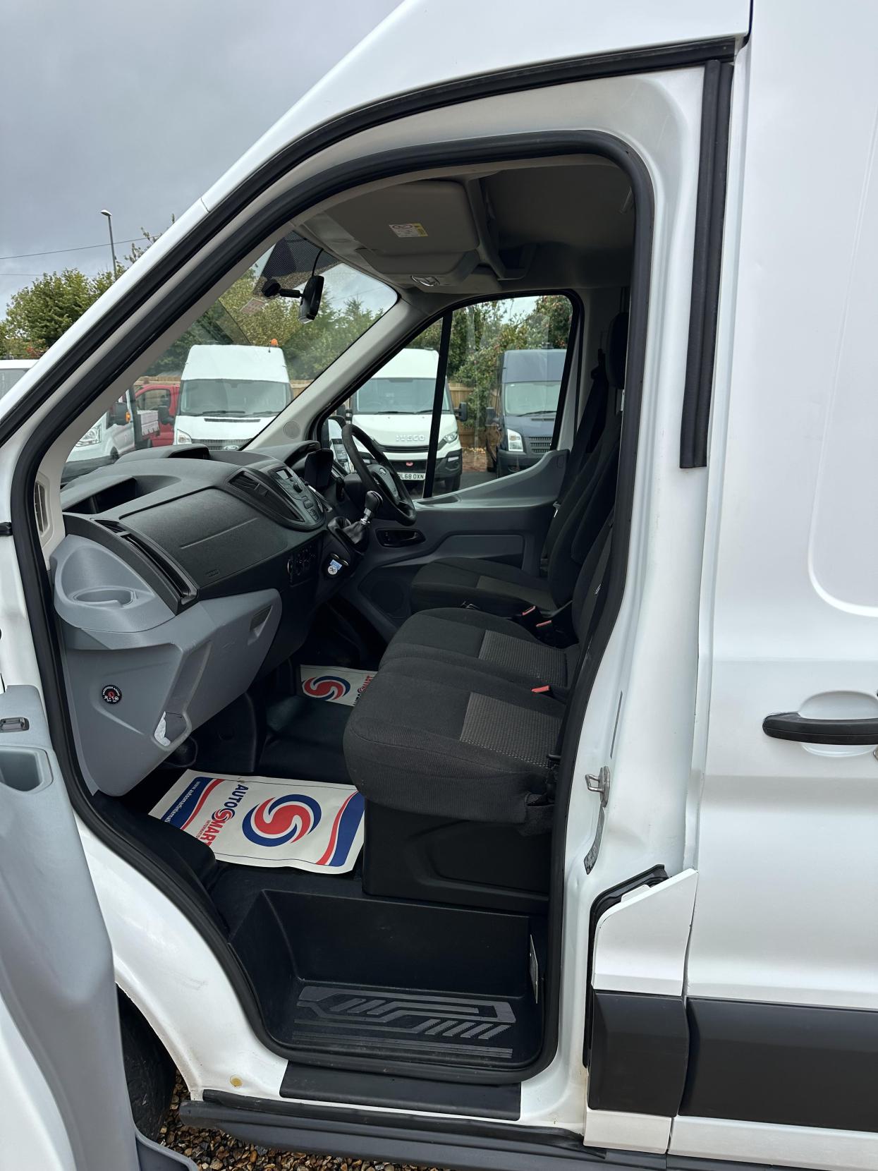 Used Ford Transit 2018 for sale - 75989729: Photo 17