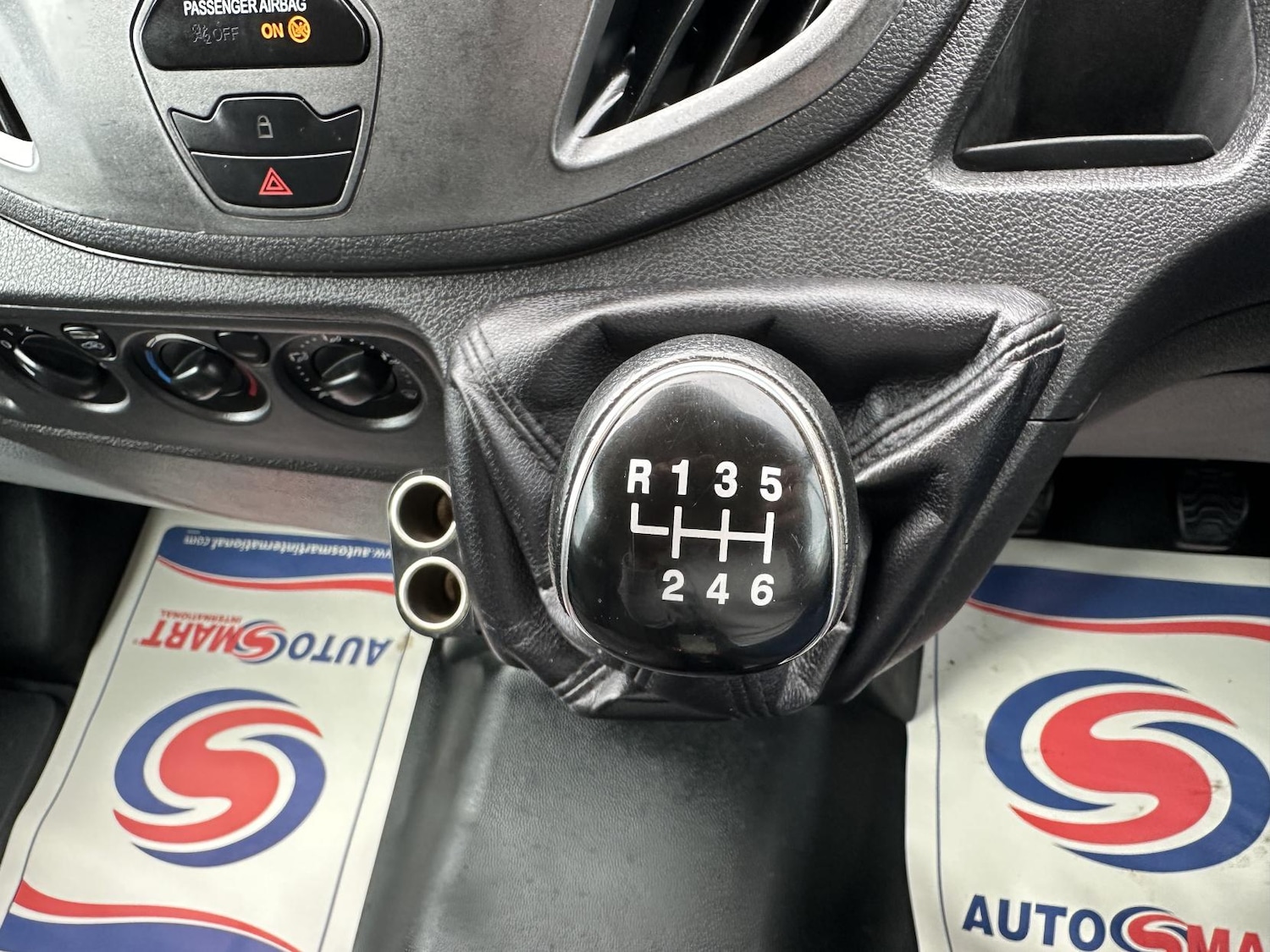 Used Ford Transit 2018 for sale - 75989729: Photo 23