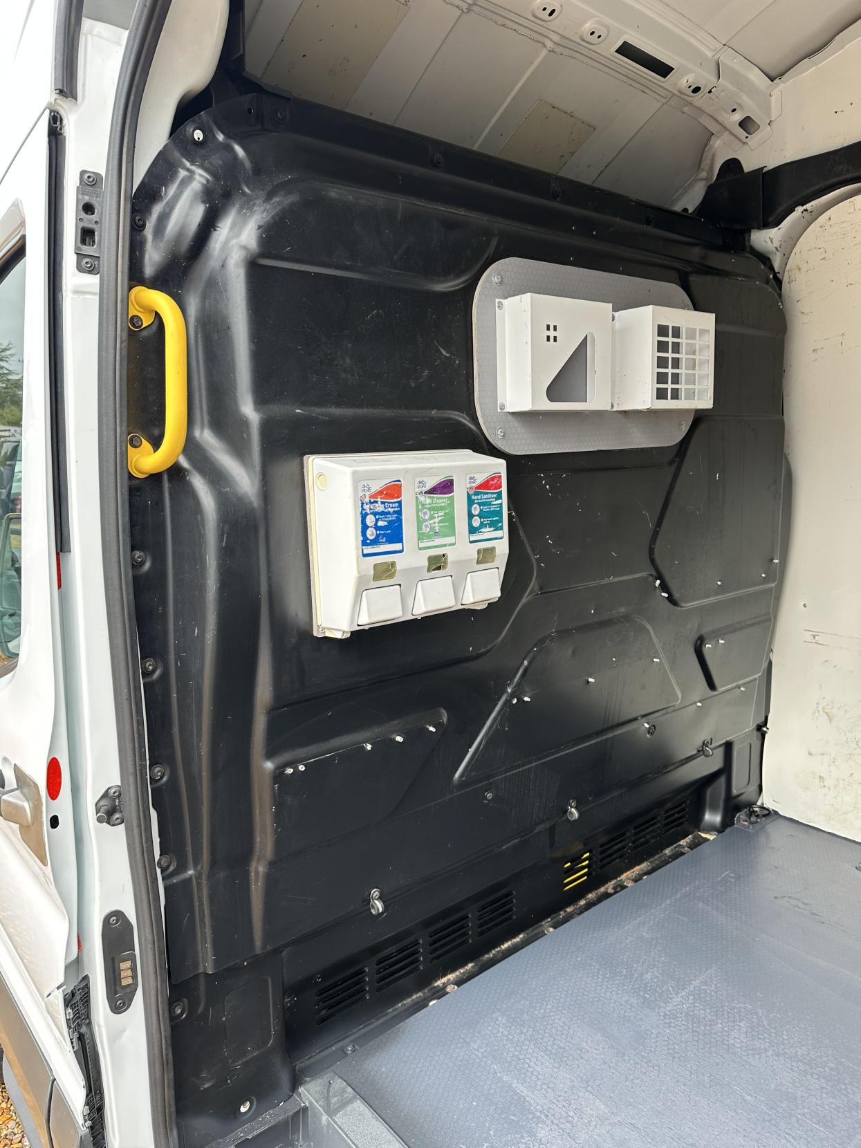 Used Ford Transit 2018 for sale - 75989729: Photo 29