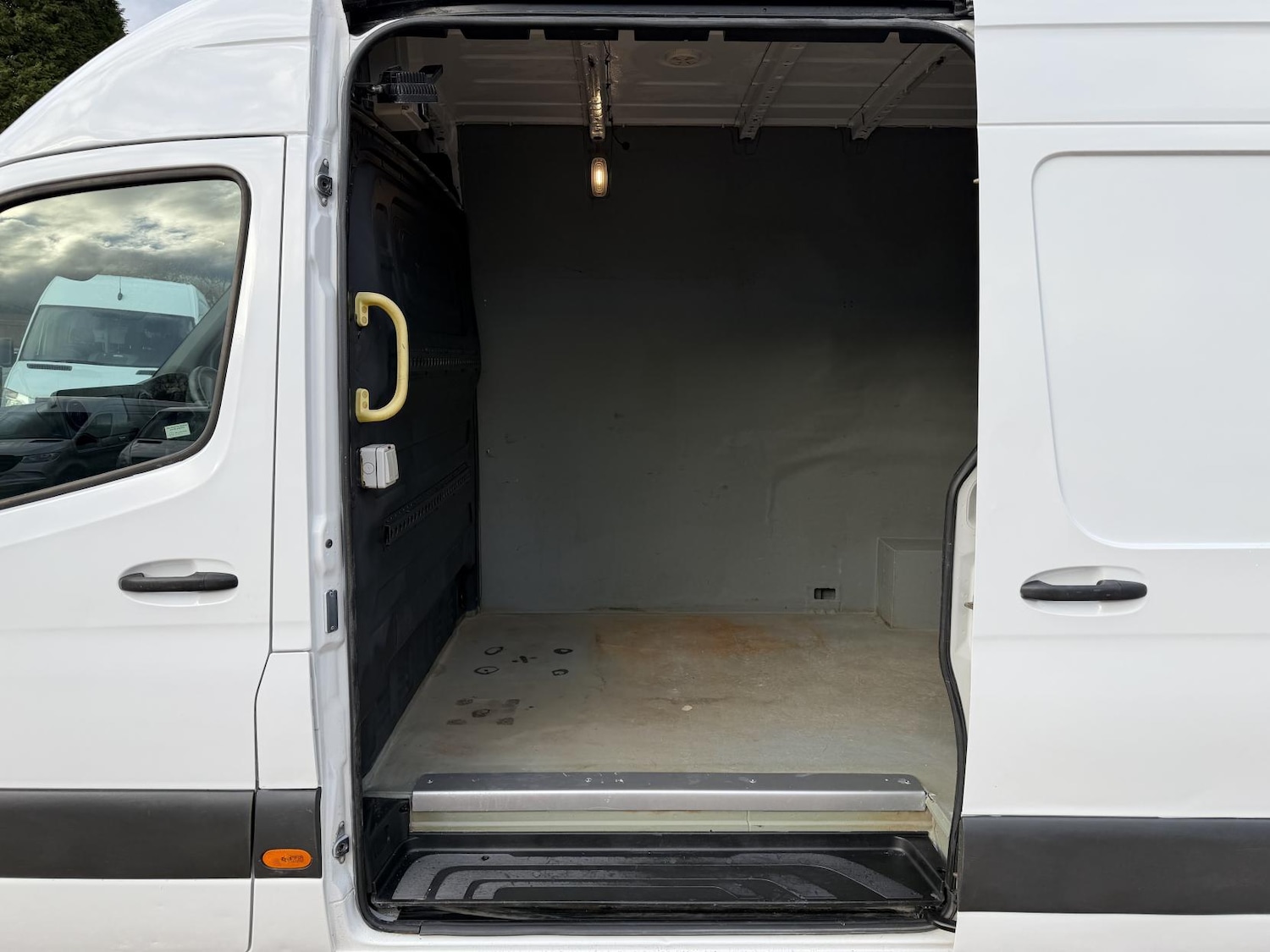 Used Mercedes-Benz Sprinter 2019 for sale - 76911535: Photo 32