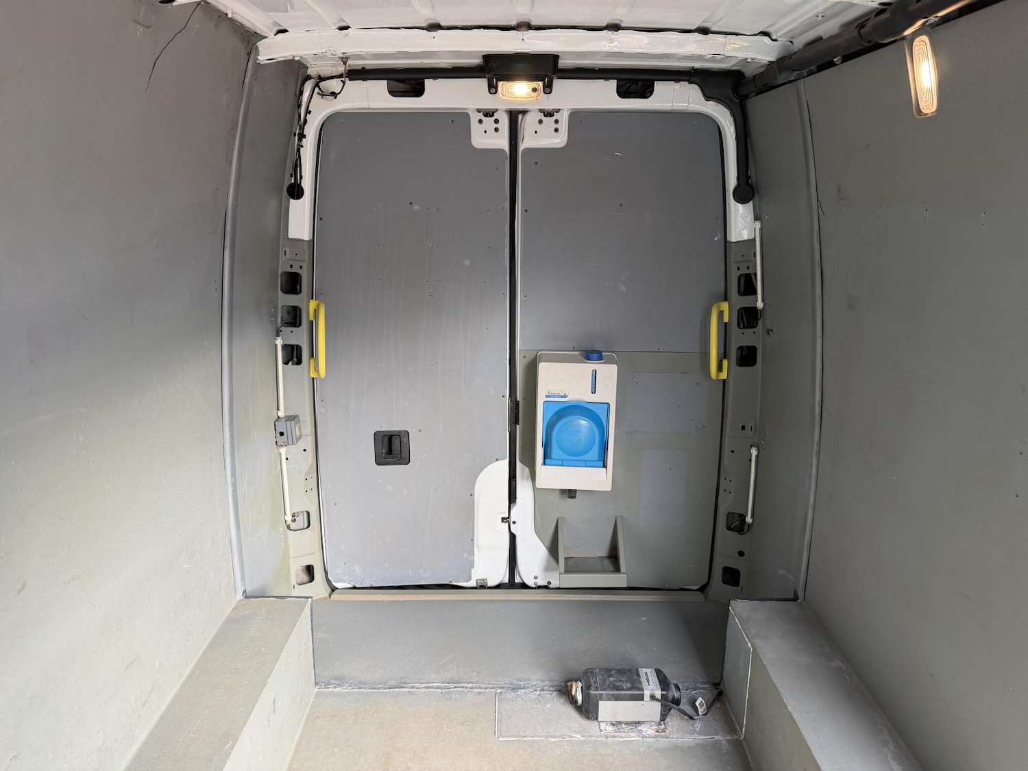 Used Mercedes-Benz Sprinter 2019 for sale - 76911535: Photo 35