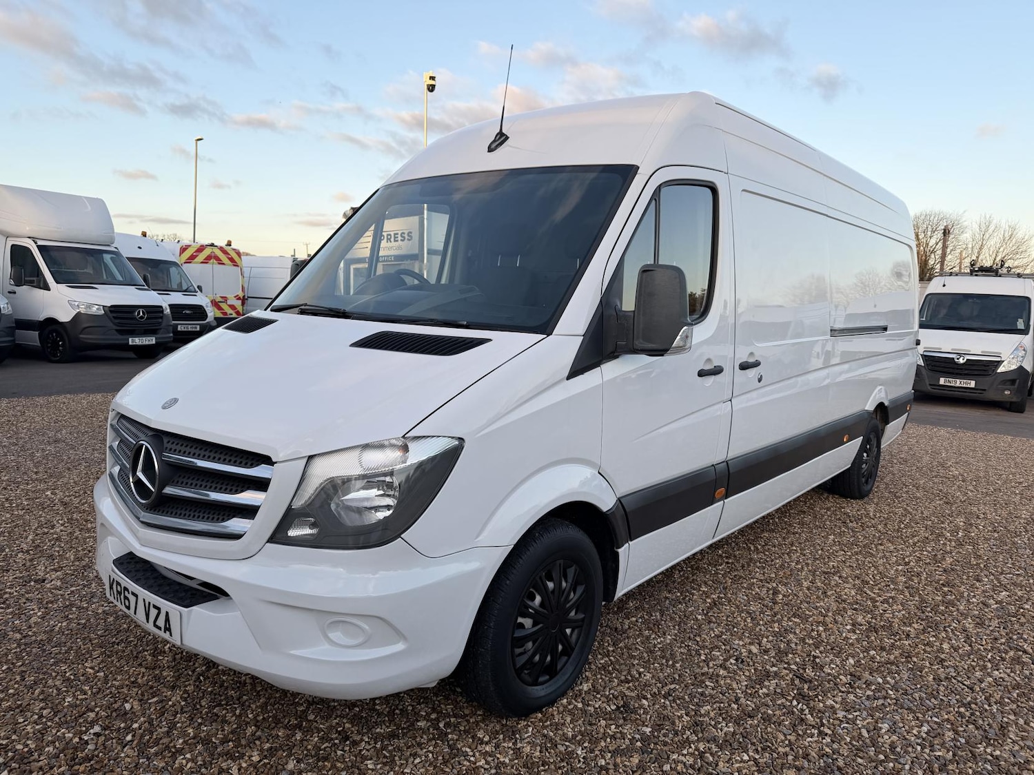 Used Mercedes-Benz Sprinter 2017 for sale - 77048036: Photo 3
