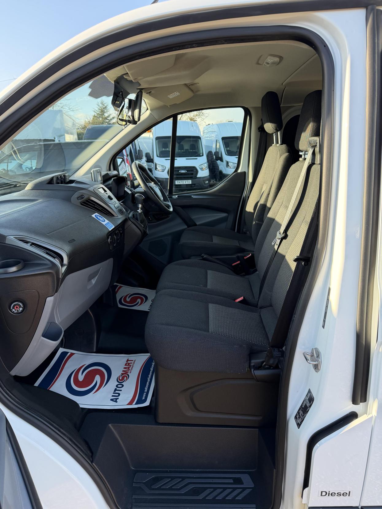 Used Ford Transit Custom 2017 for sale - 77896102: Photo 14