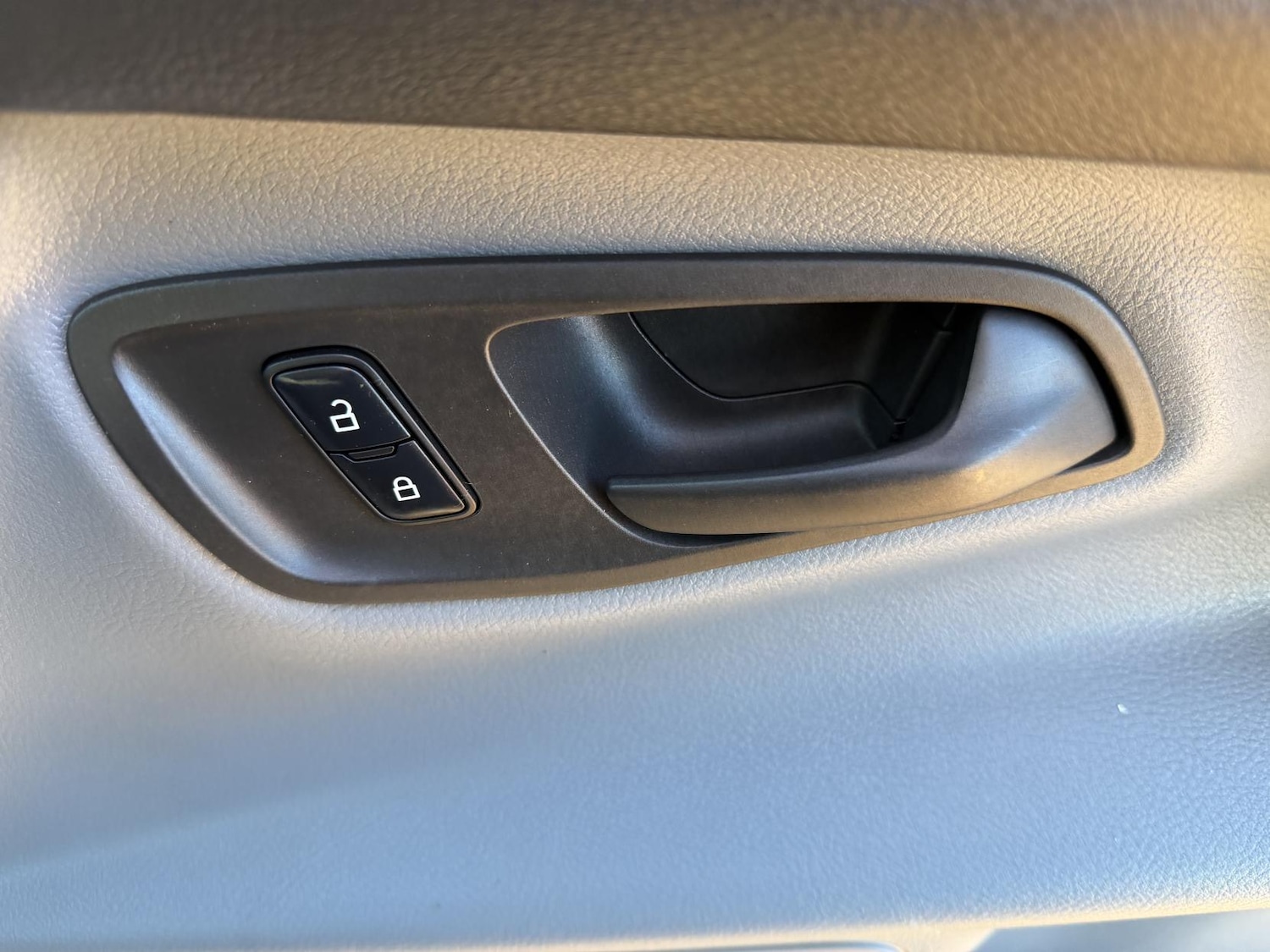 Used Ford Transit Custom 2017 for sale - 77896102: Photo 18