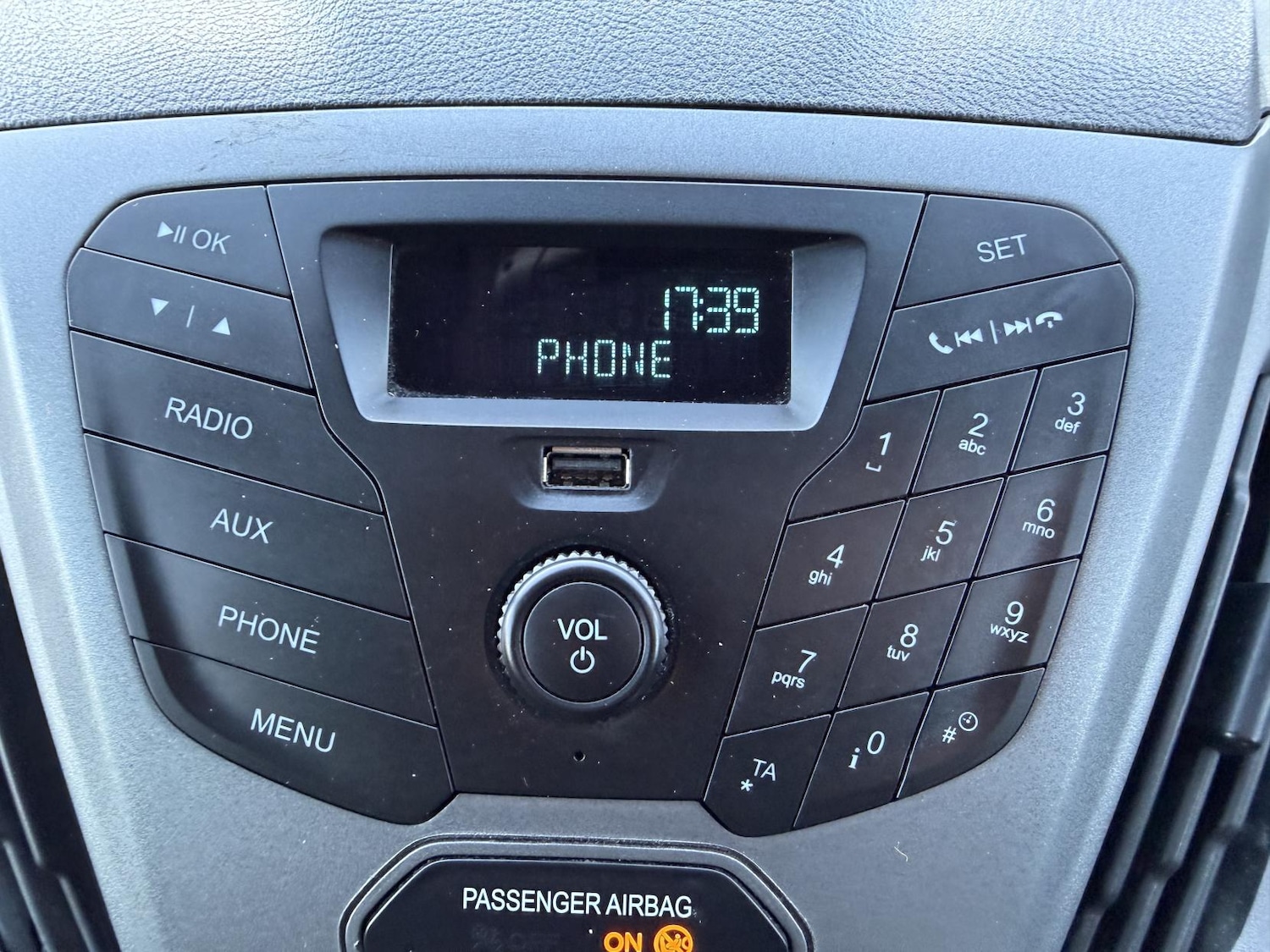 Used Ford Transit Custom 2017 for sale - 77896102: Photo 26