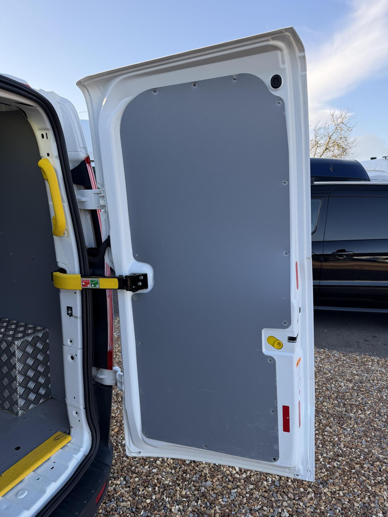 Used Ford Transit Custom 2017 for sale - 77896102: Photo 46