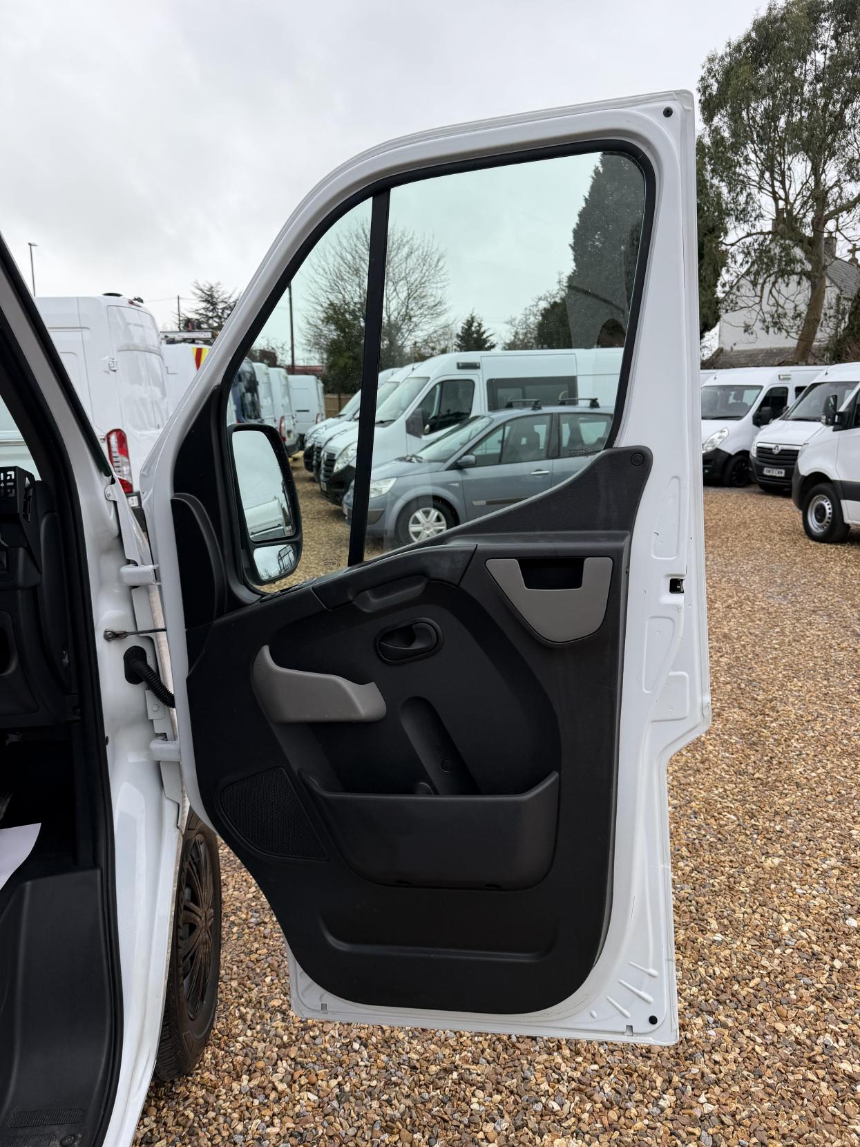 Used Vauxhall Movano 2018 for sale - 77409900: Photo 11