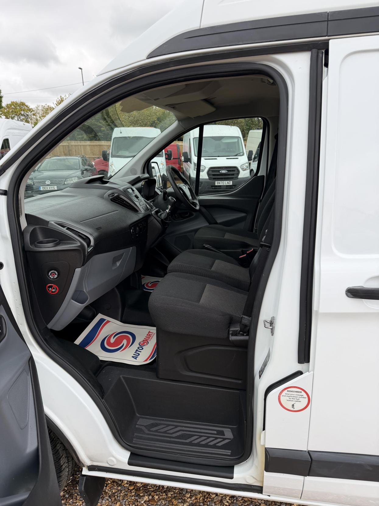 Used Ford Transit Custom 2015 for sale - 76306116: Photo 18