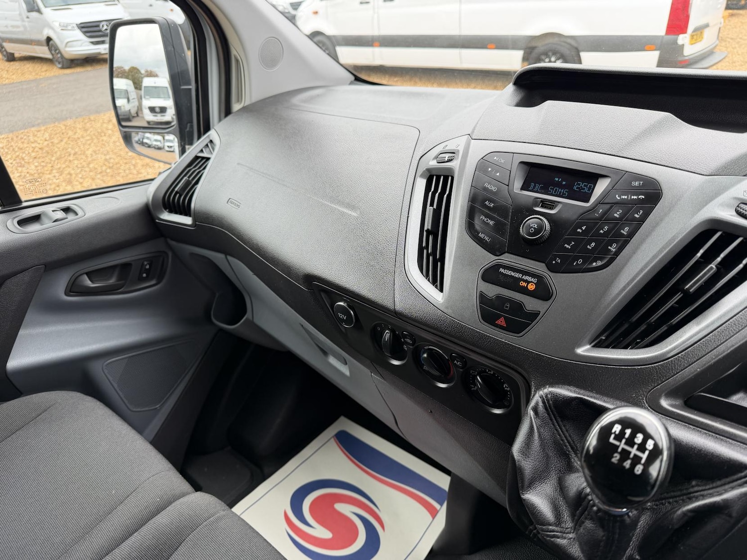 Used Ford Transit Custom 2015 for sale - 76306116: Photo 27