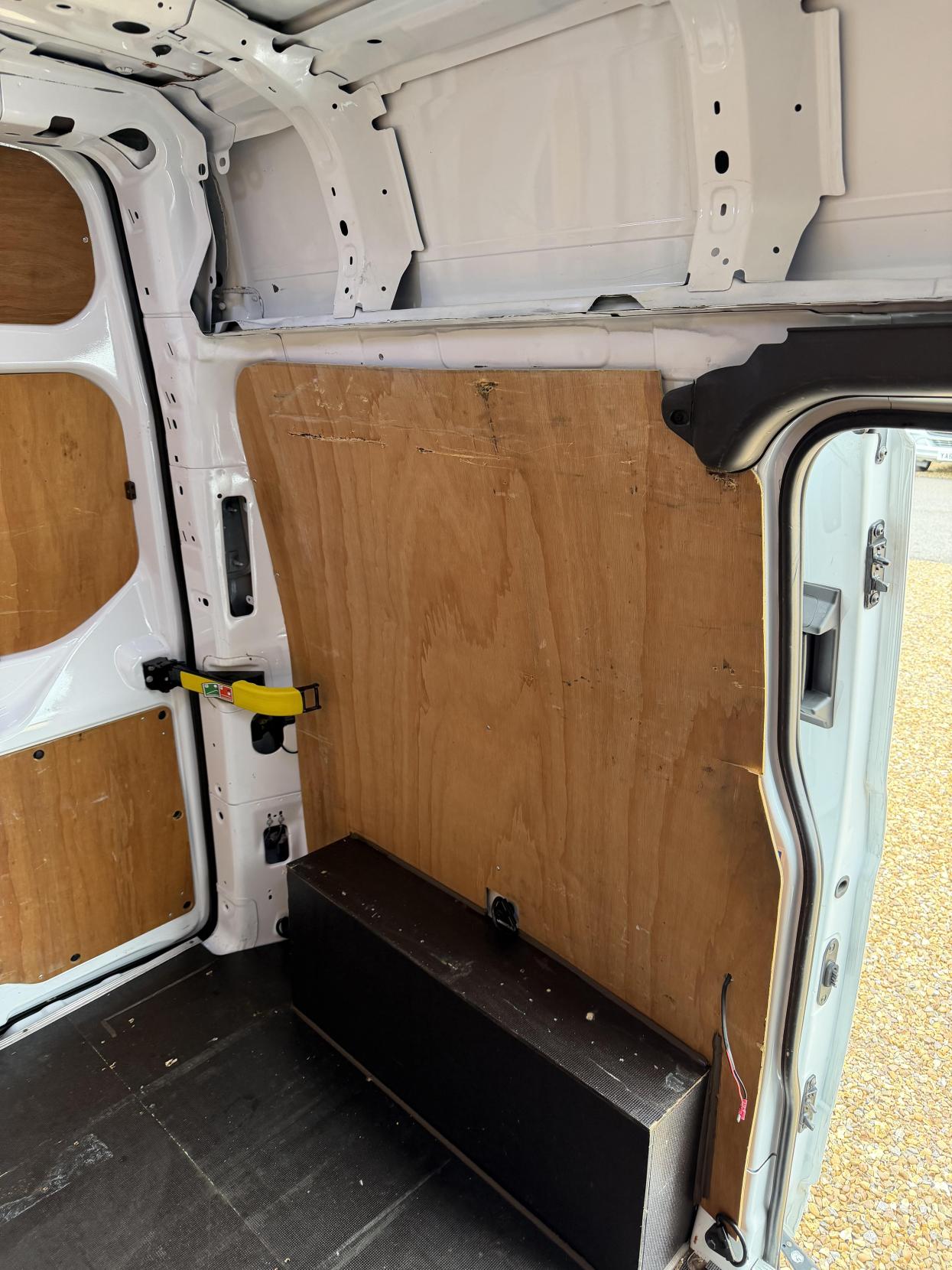 Used Ford Transit Custom 2015 for sale - 76306116: Photo 34