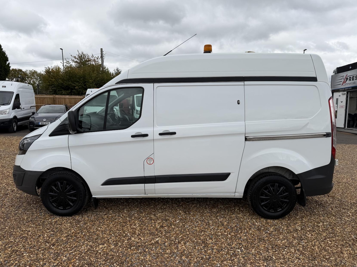Used Ford Transit Custom 2015 for sale - 76306116: Photo 5