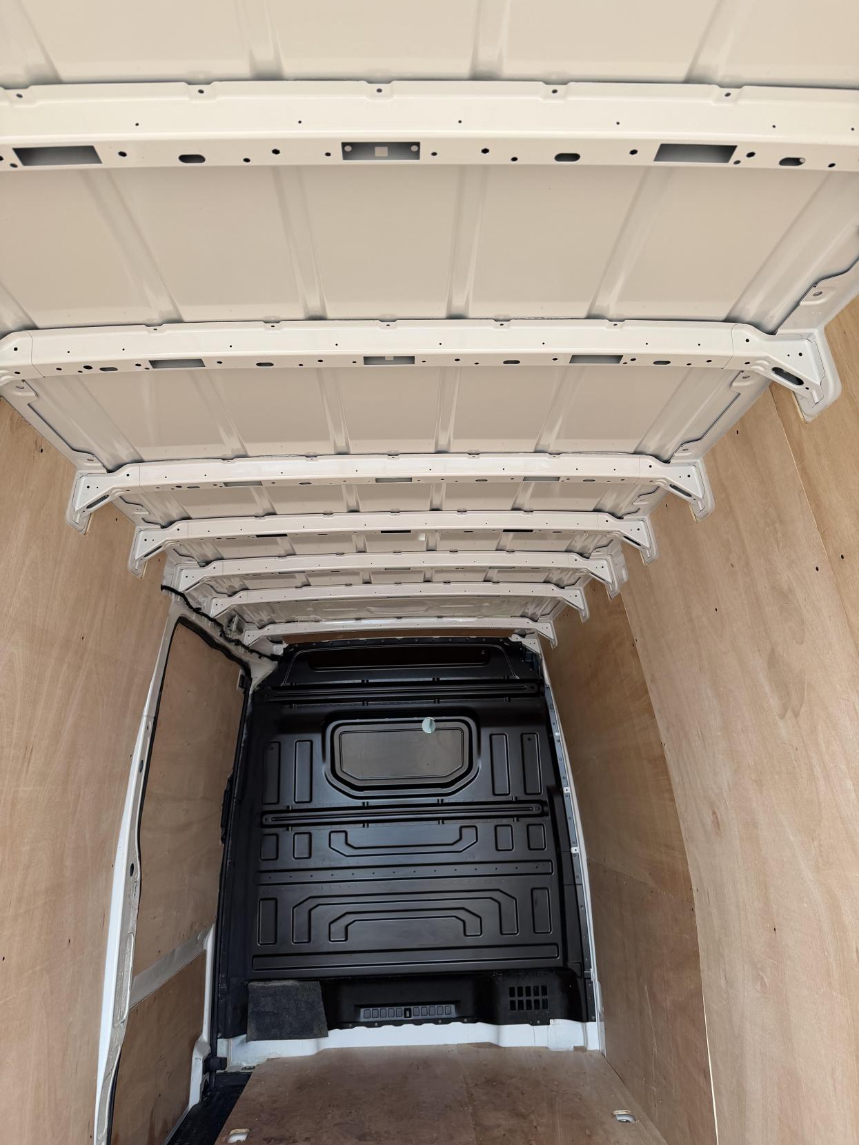 Used Volkswagen Crafter 2021 for sale - 77610713: Photo 41