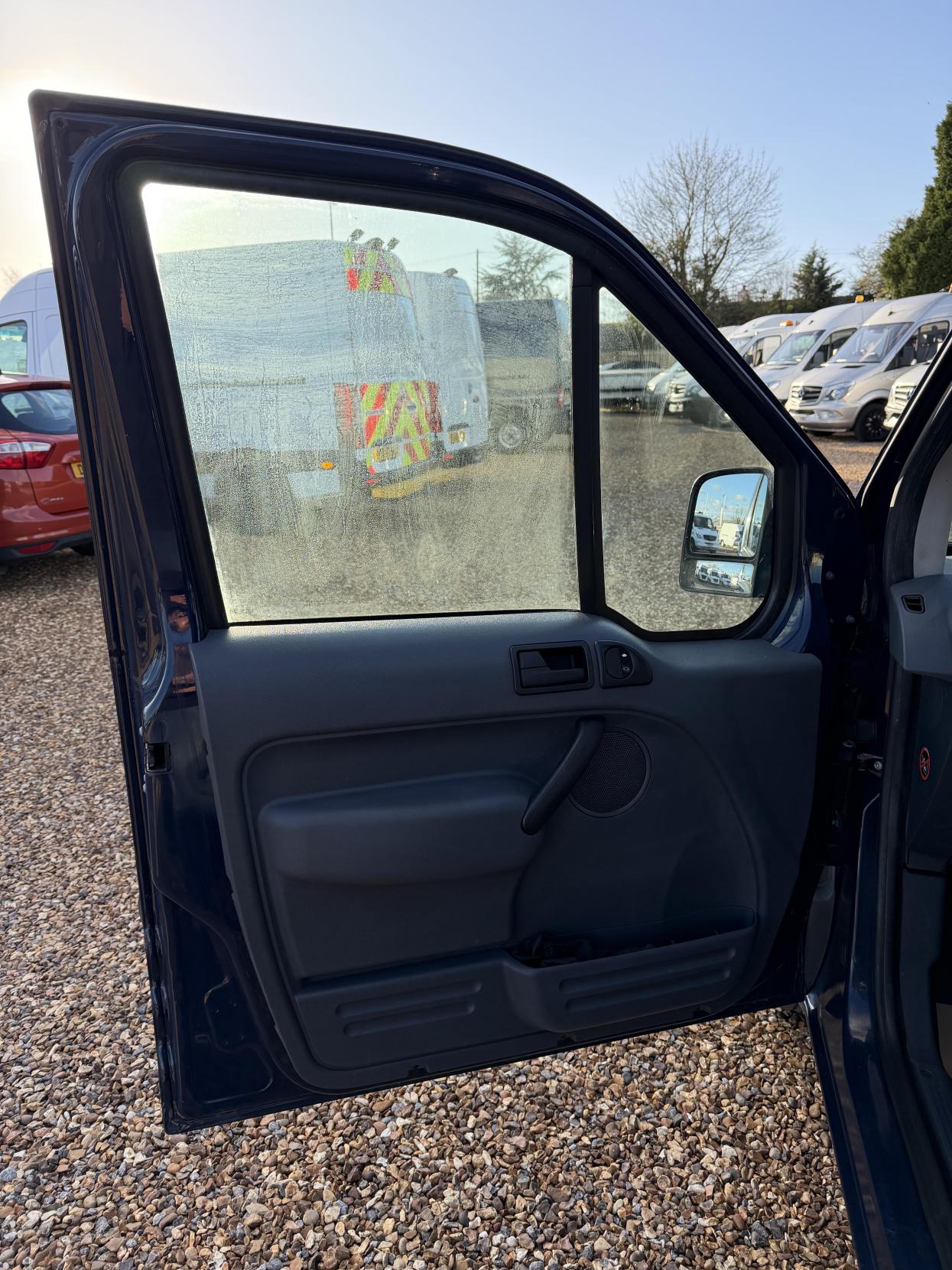 Used Ford Transit Connect 2012 for sale - 76643872: Photo 11