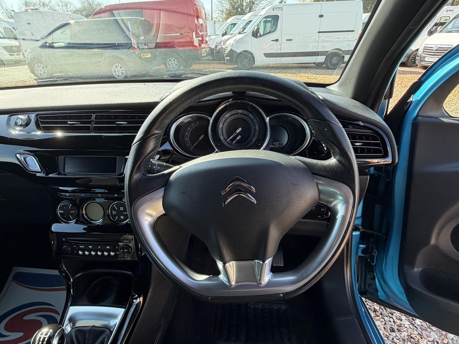 Used Citroen DS3 2013 for sale - 77975654: Photo 2