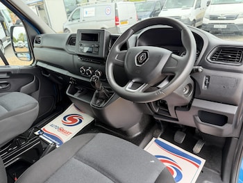 Used Renault Master 2021 for sale - 78634750: Photo