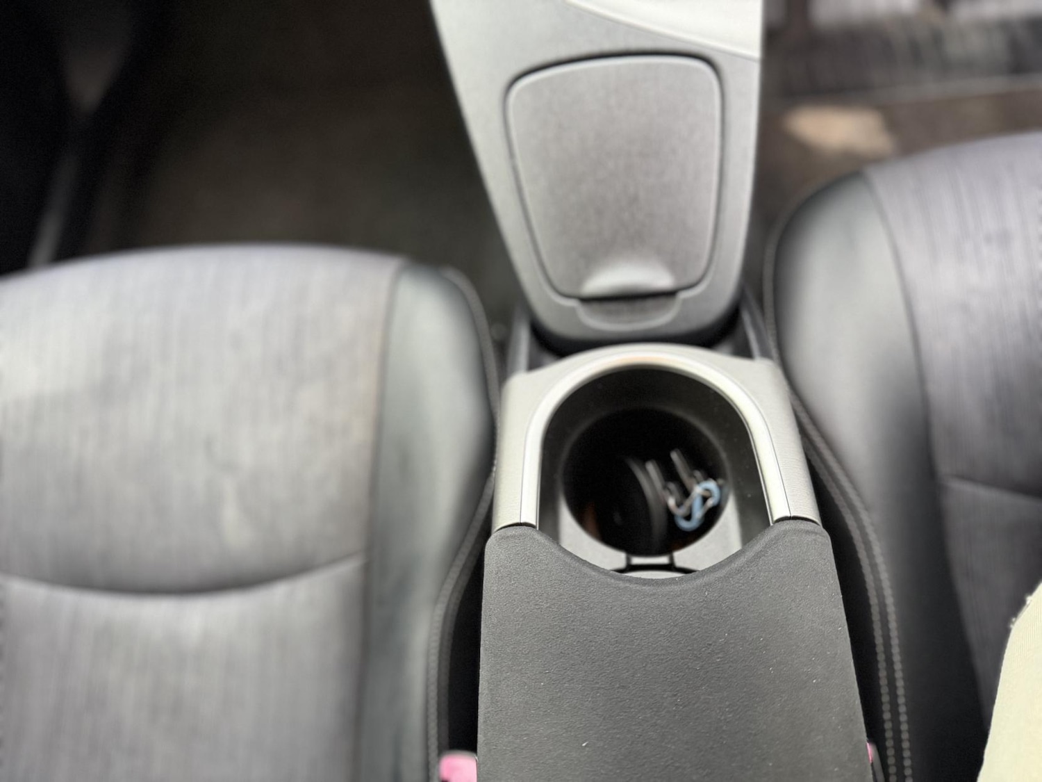 Used Toyota Prius 2013 for sale - 77632696: Photo 8