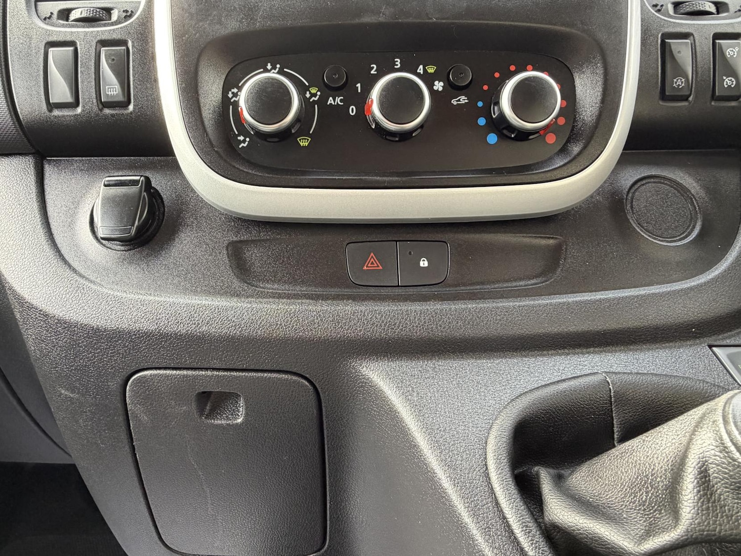 Used Renault Trafic 2021 for sale - 77630938: Photo 15