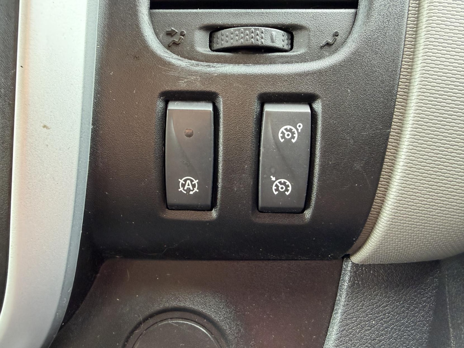 Used Renault Trafic 2015 for sale - 76922273: Photo 26