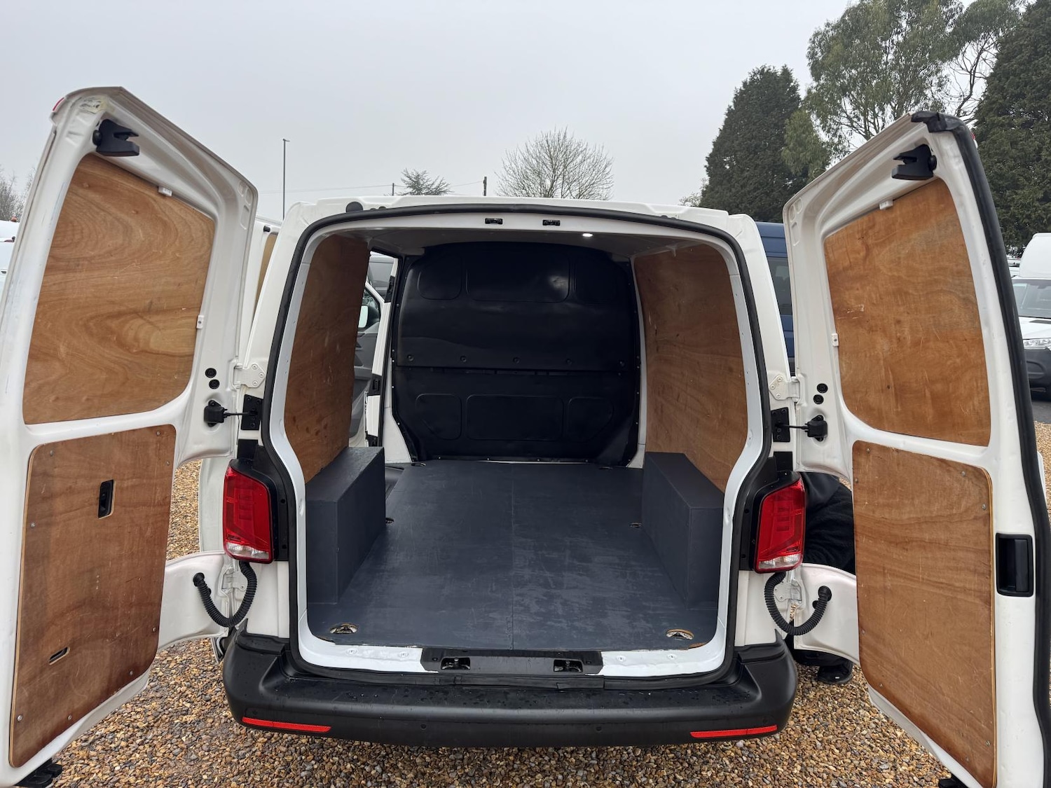 Used Volkswagen Transporter 2022 for sale - 77798714: Photo 5