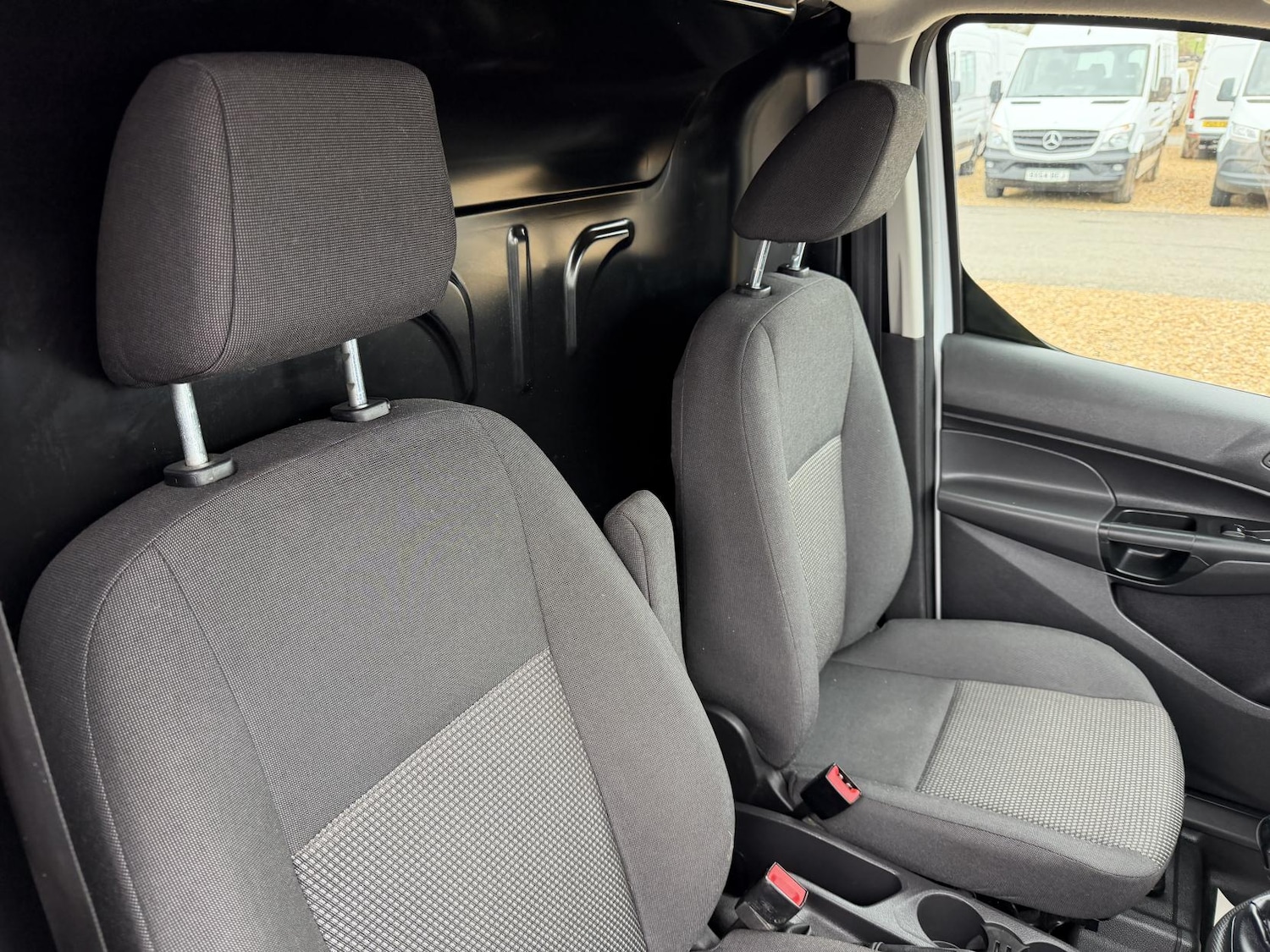 Used Ford Transit Connect 2018 for sale - 77782176: Photo 11