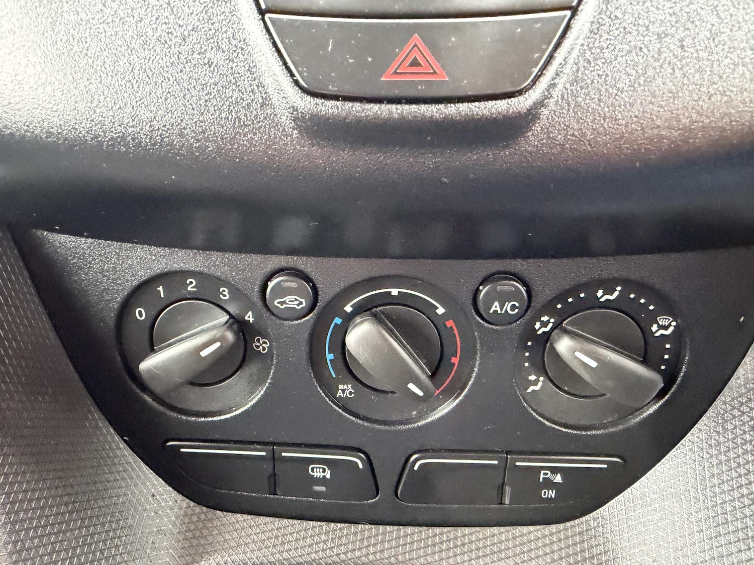 Used Ford Transit Connect 2018 for sale - 77782176: Photo 27