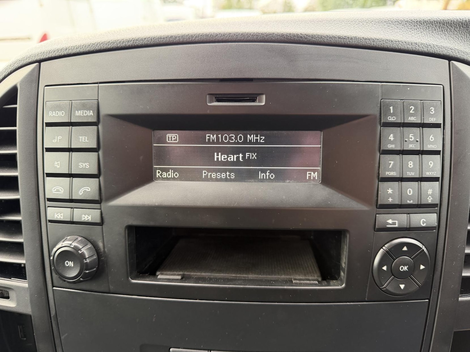 Used Mercedes-Benz Vito 2020 for sale - 76853542: Photo 25