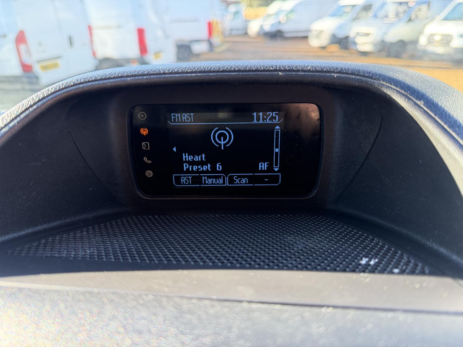 Used Ford Transit Custom 2013 for sale - 76799653: Photo 24