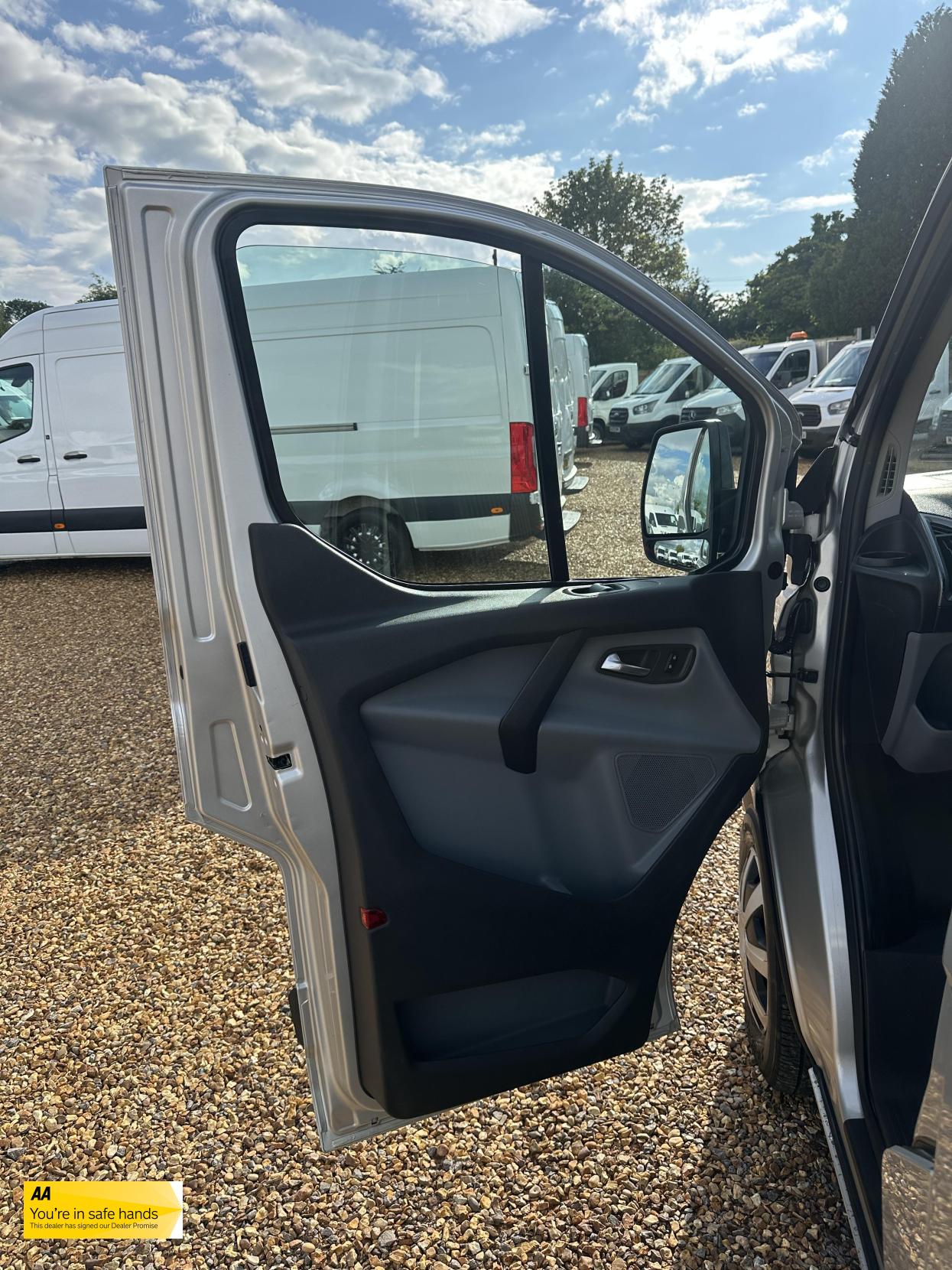 Used Ford Transit Custom 2016 for sale - 76374416: Photo 31