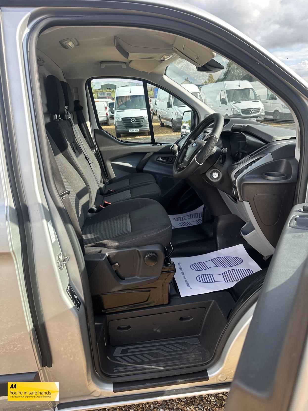 Used Ford Transit Custom 2016 for sale - 76374416: Photo 33