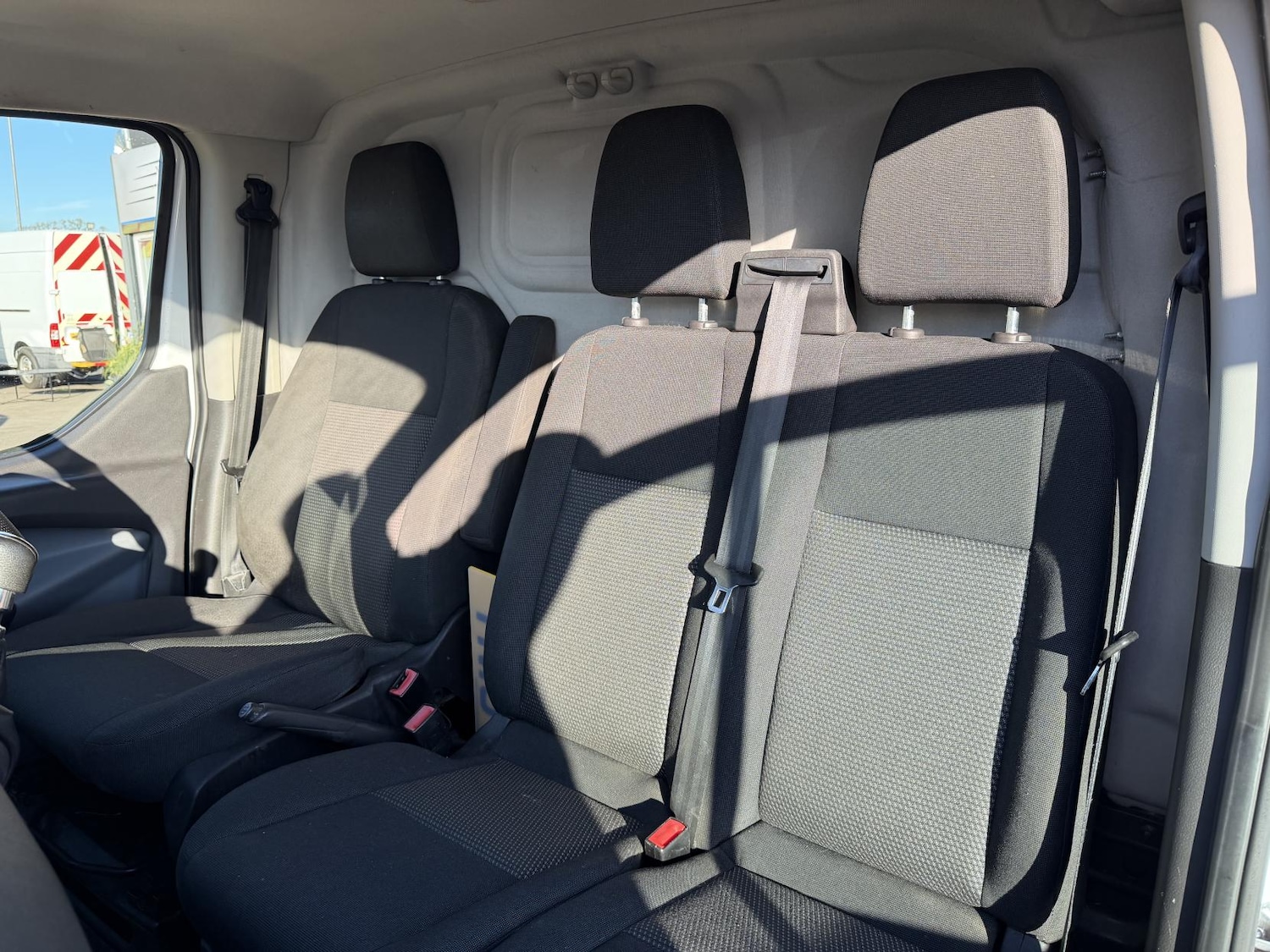 Used Ford Transit Custom 2015 for sale - 76660599: Photo 16
