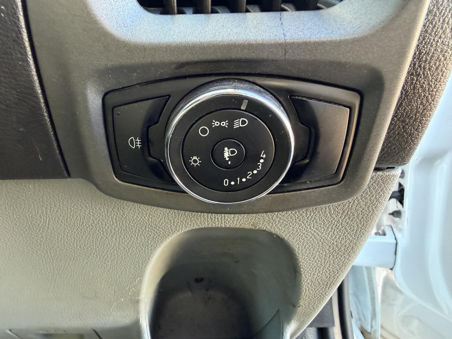 Used Ford Transit Custom 2015 for sale - 76660599: Photo 19