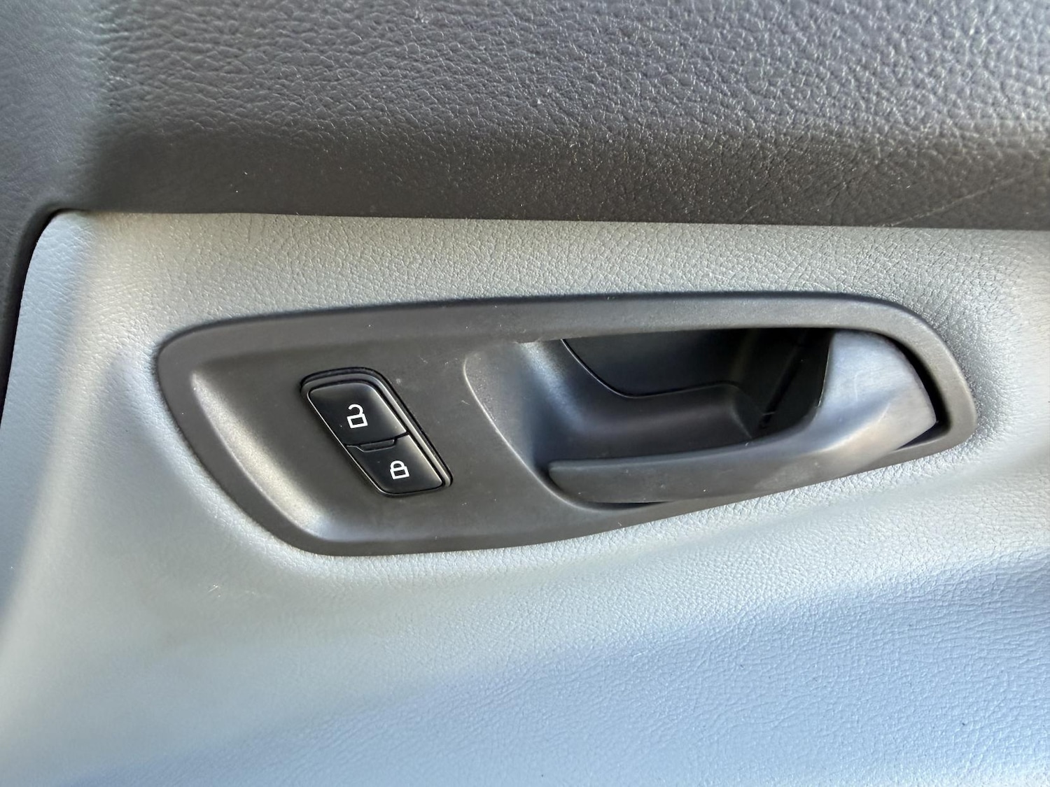 Used Ford Transit Custom 2015 for sale - 76660599: Photo 20