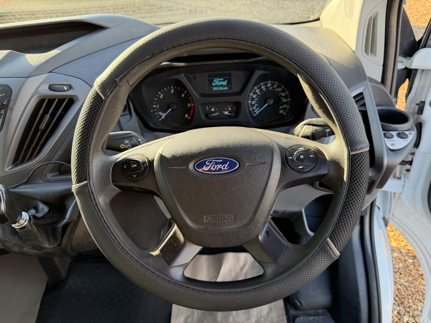 Used Ford Transit Custom 2015 for sale - 76660599: Photo 23