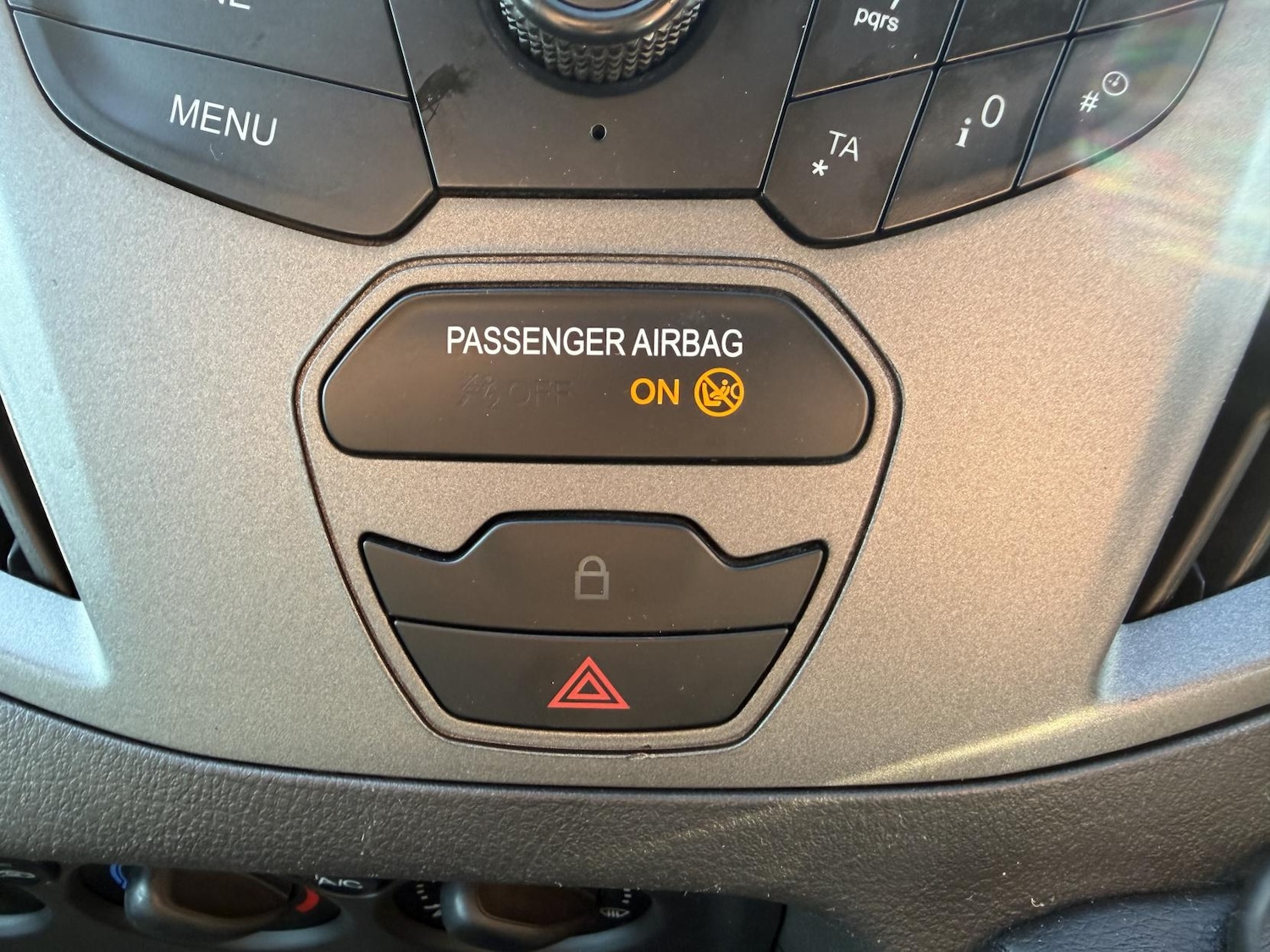 Used Ford Transit Custom 2015 for sale - 76660599: Photo 24